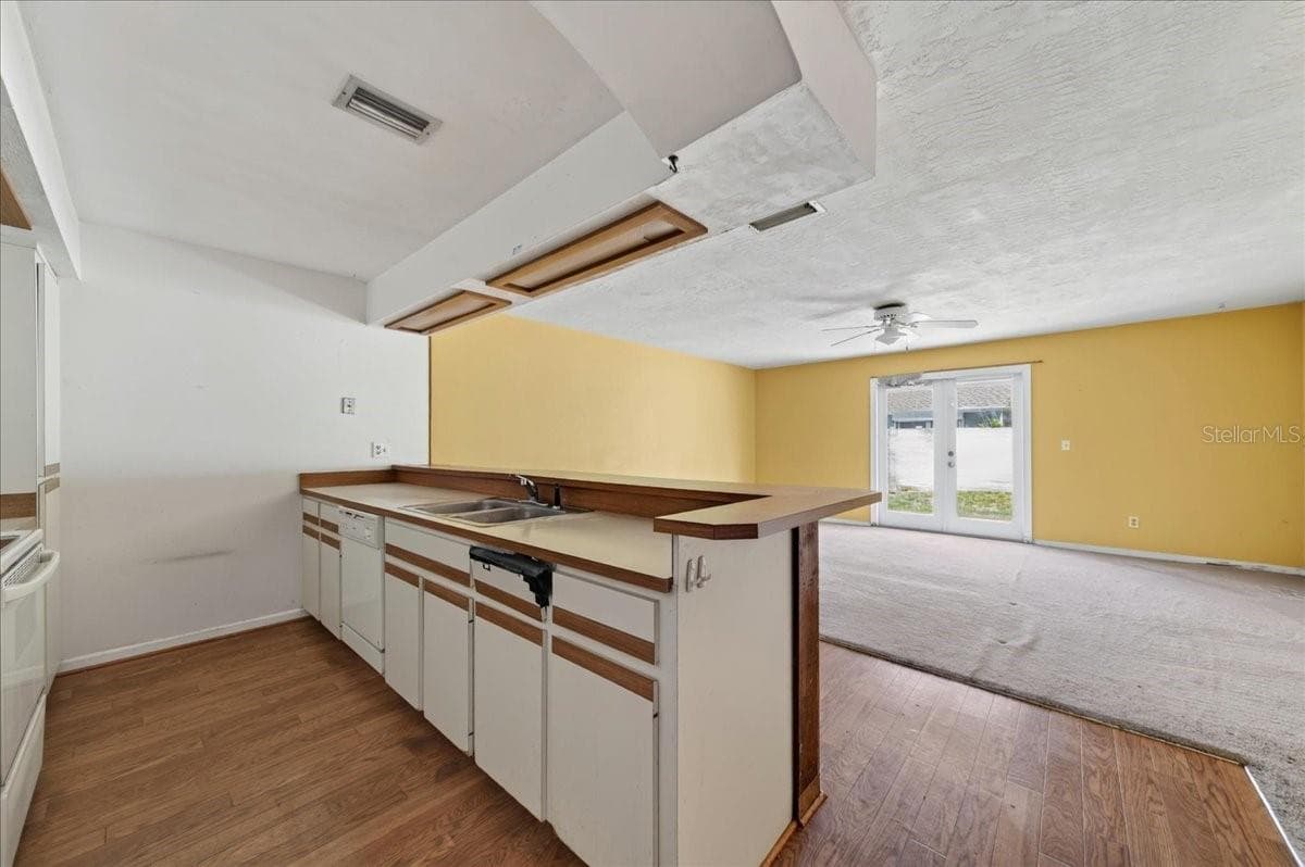 Unit 841 Kitchen - 841 E 14TH AVE, NEW SMYRNA BEACH