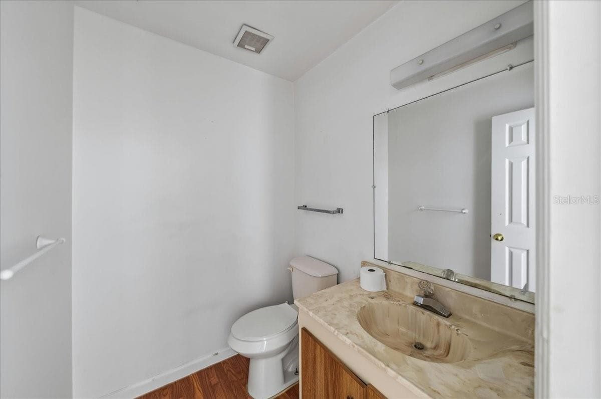 Unit 845 Downstairs half bath - 841 E 14TH AVE, NEW SMYRNA BEACH