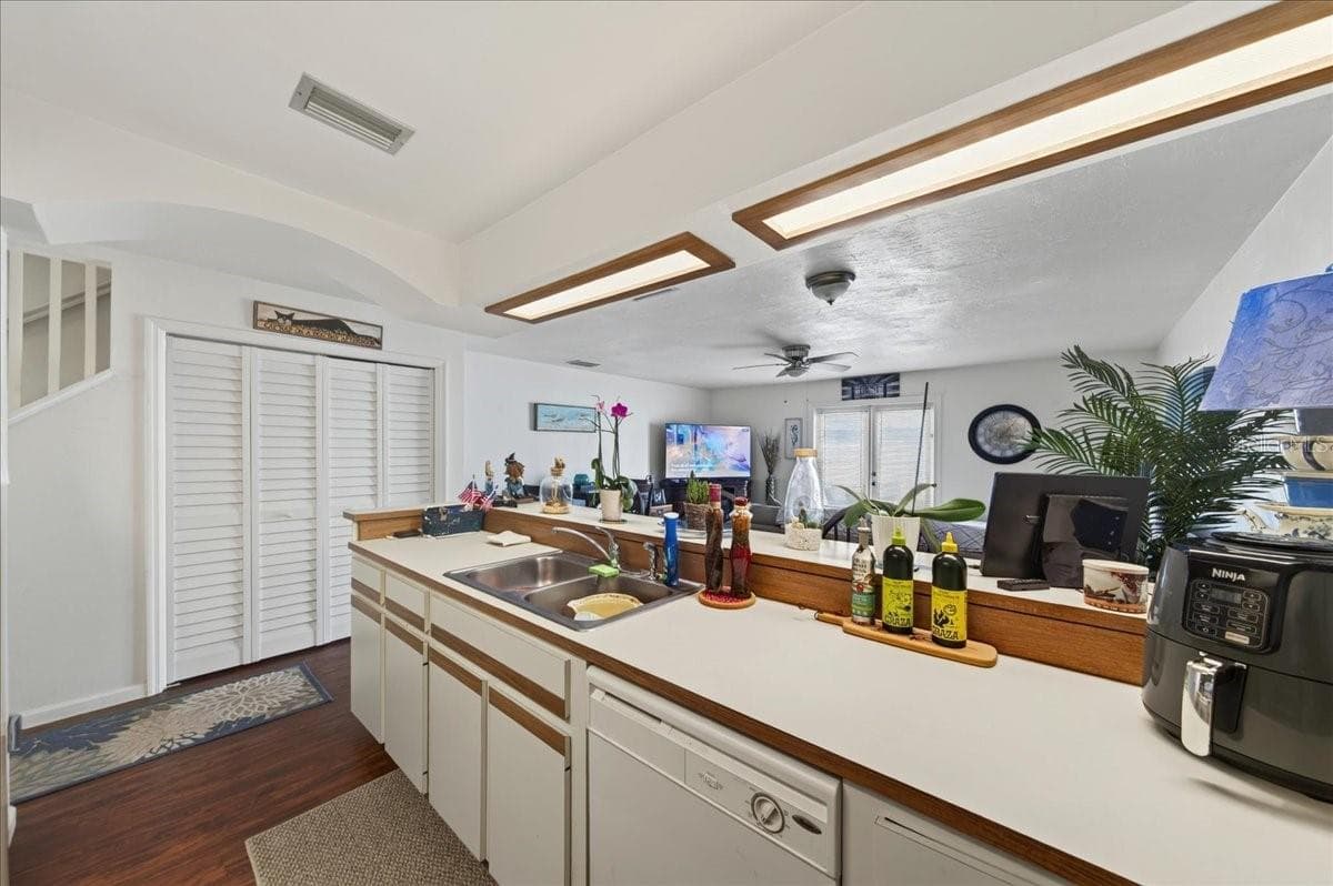 Unit 847 Kitchen - 841 E 14TH AVE, NEW SMYRNA BEACH
