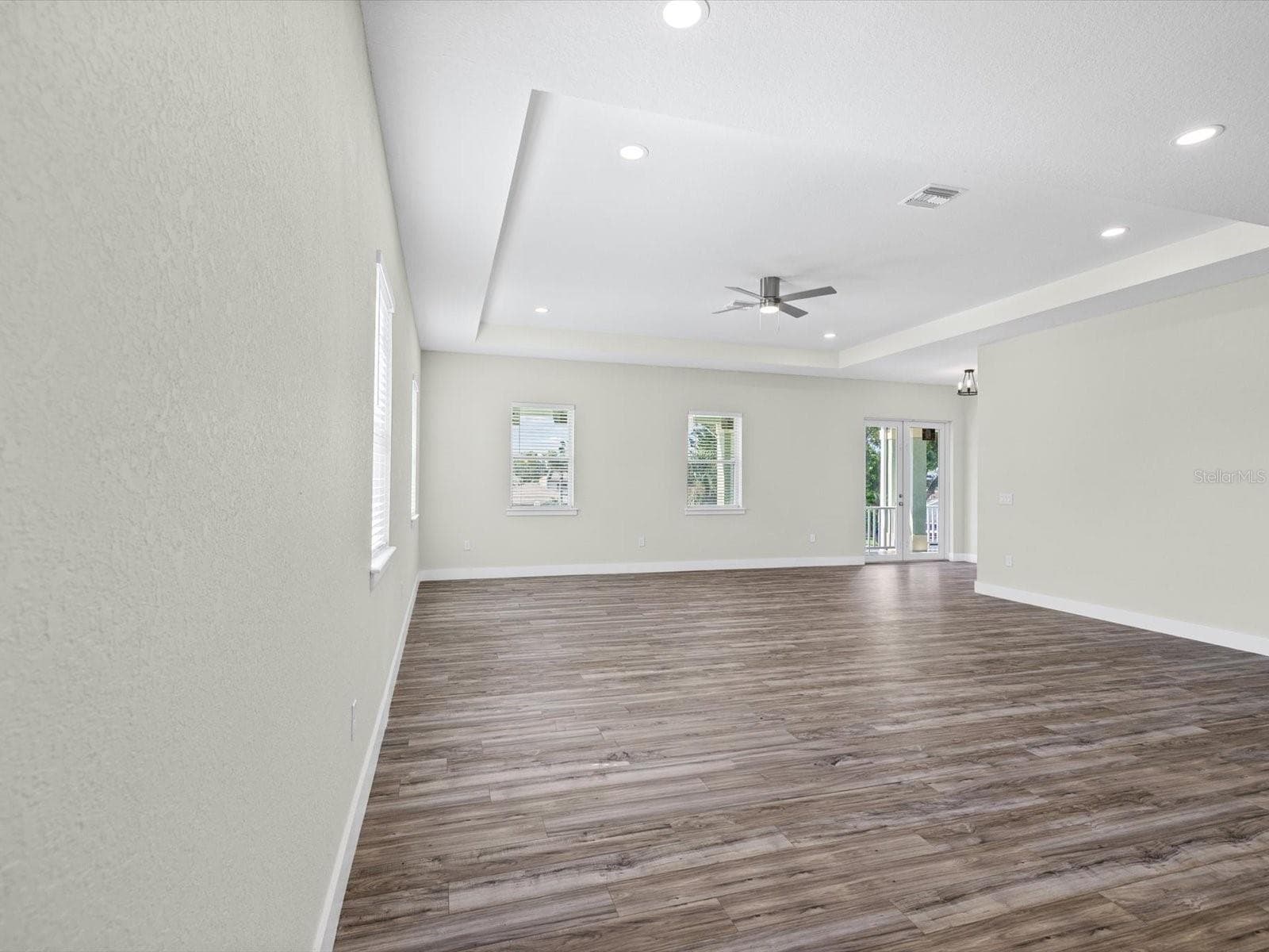 Living Area - 4559 MITCHER RD, NEW PORT RICHEY