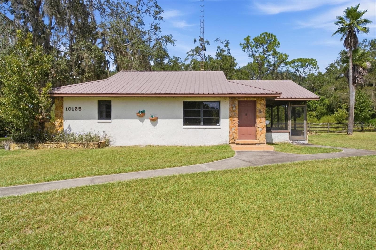 Detached apartment - 10131 SE 170TH LN, SUMMERFIELD