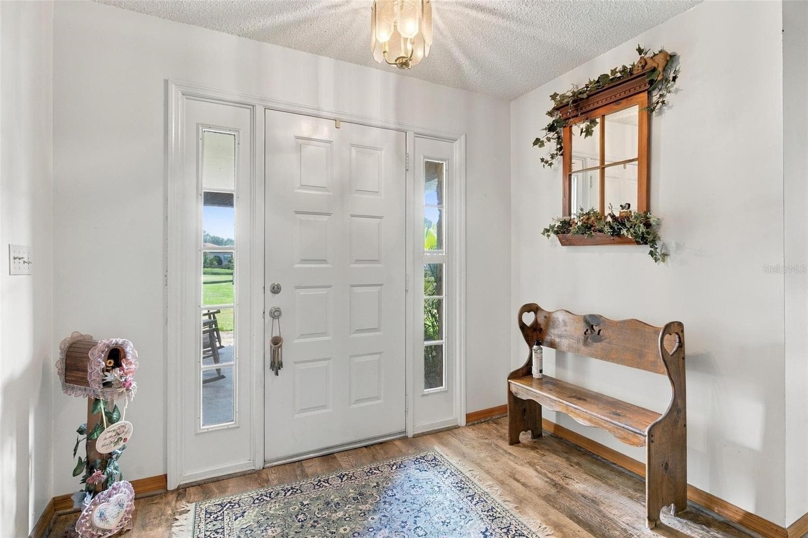 Interior entryway - 10131 SE 170TH LN, SUMMERFIELD
