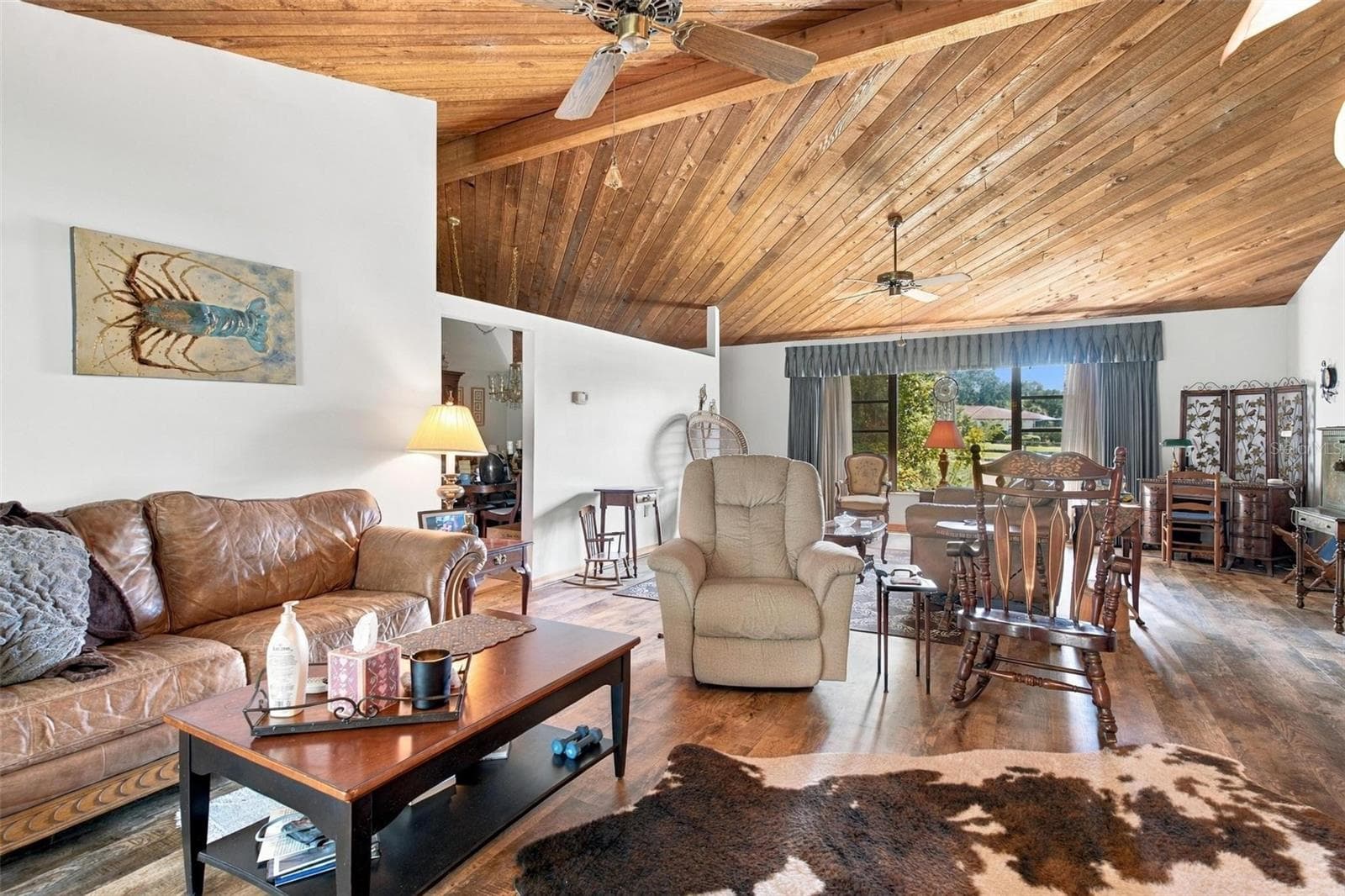 Living room - 10131 SE 170TH LN, SUMMERFIELD
