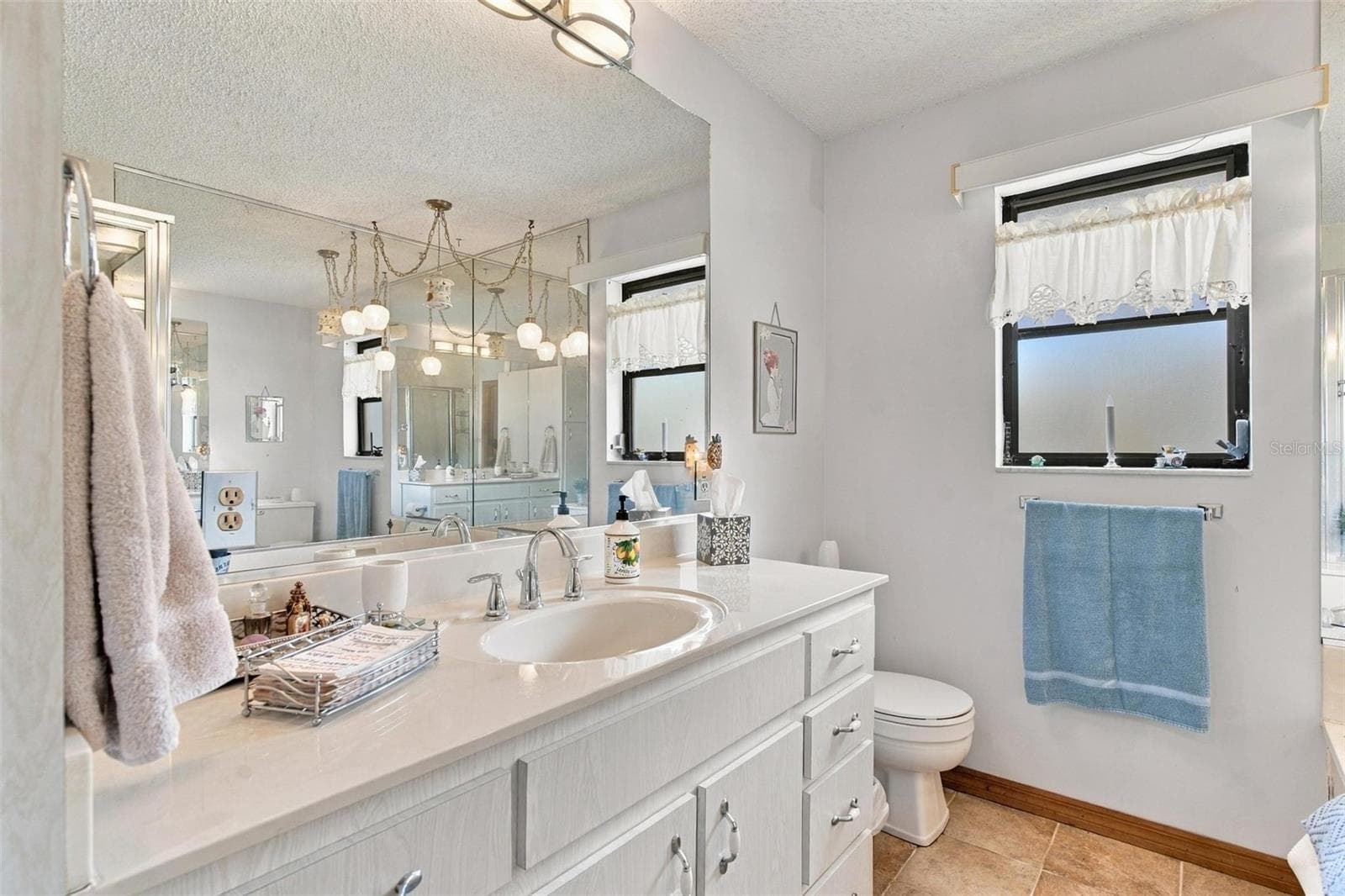 Bathroom 2 - 10131 SE 170TH LN, SUMMERFIELD