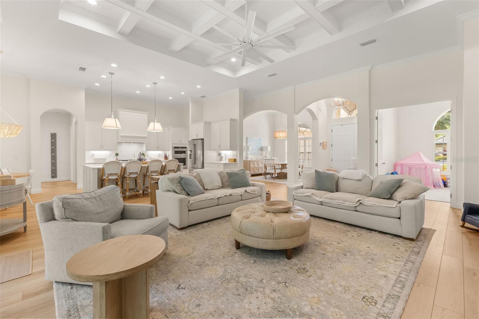 Single Family Residence at 9609 SAN FERNANDO CT, HOWEY IN THE HILLS, photo 5 of 59