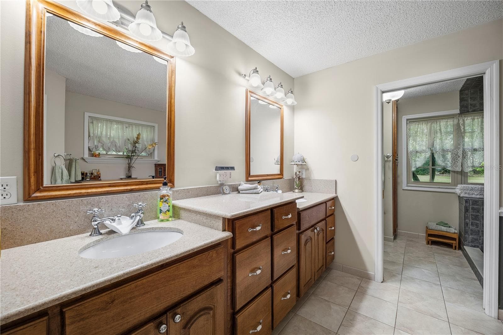 Single Family Residence at 1050 ARTHUR MOORE DR, GREEN COVE SPRINGS, photo 45 of 77