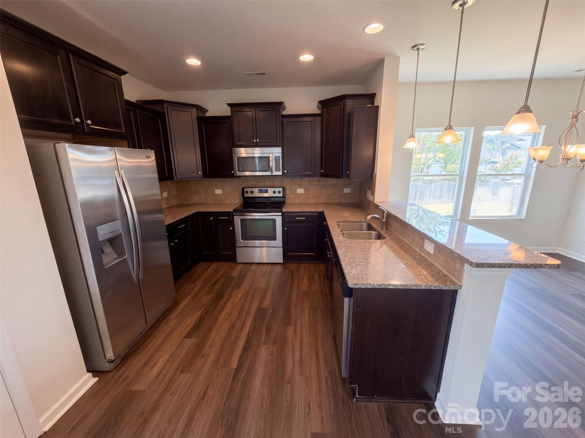 Single Family Residence at 5043 Haven Lodge Road, Matthews, photo 2 of 29
