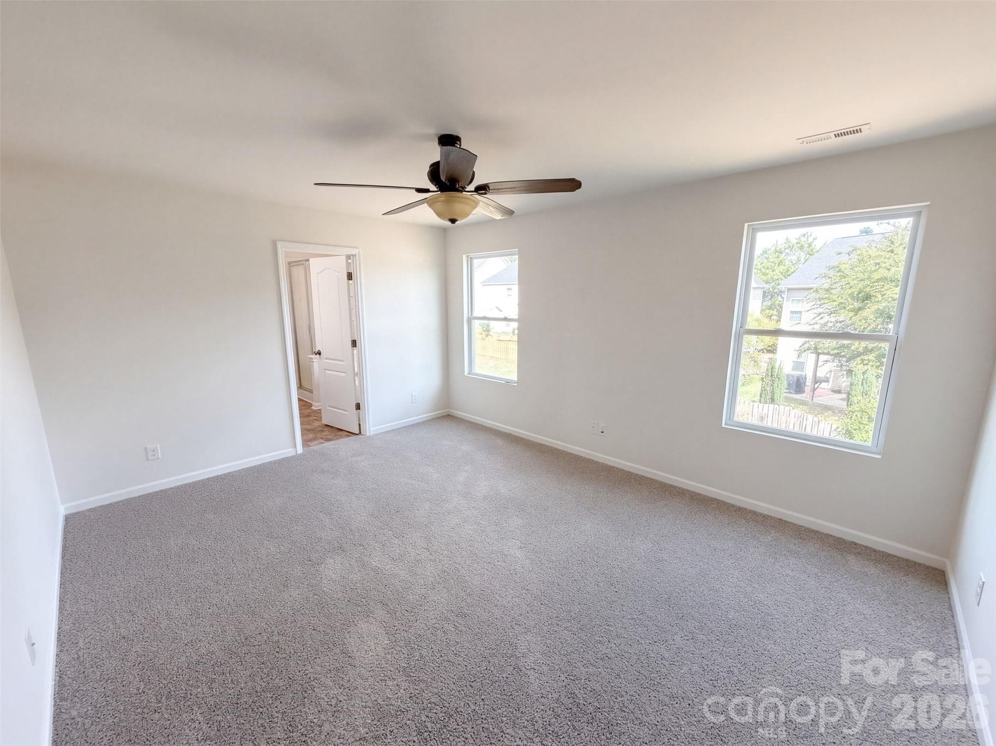 Single Family Residence at 5043 Haven Lodge Road, Matthews, photo 4 of 29