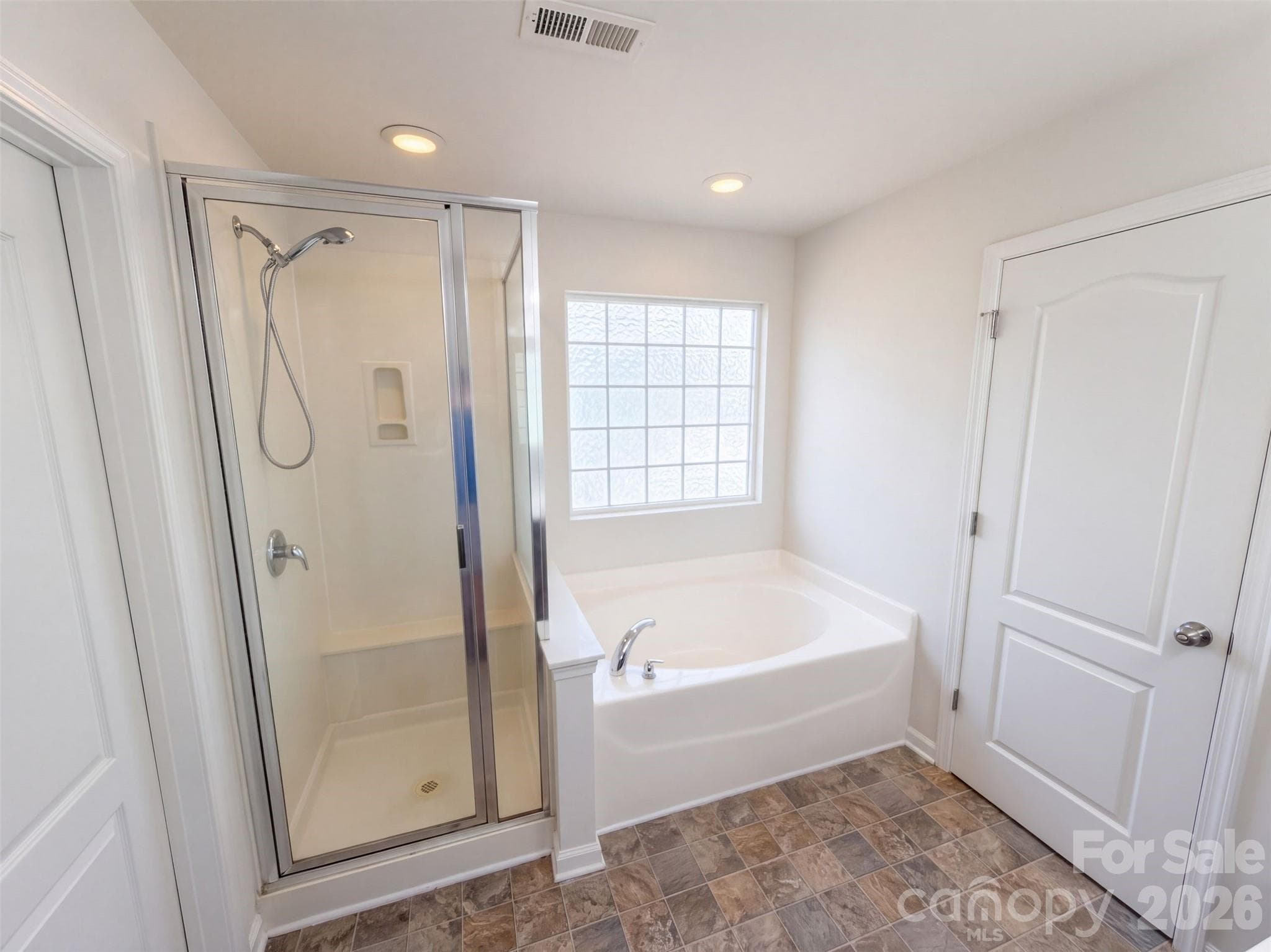Single Family Residence at 5043 Haven Lodge Road, Matthews, photo 10 of 29