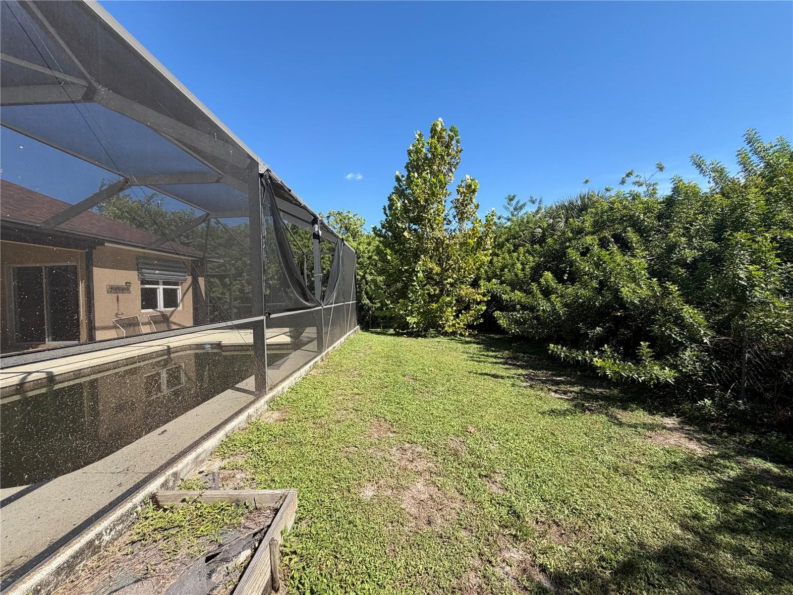 Single Family Residence at 15359 ANCEL CIR, PORT CHARLOTTE, photo 16 of 19