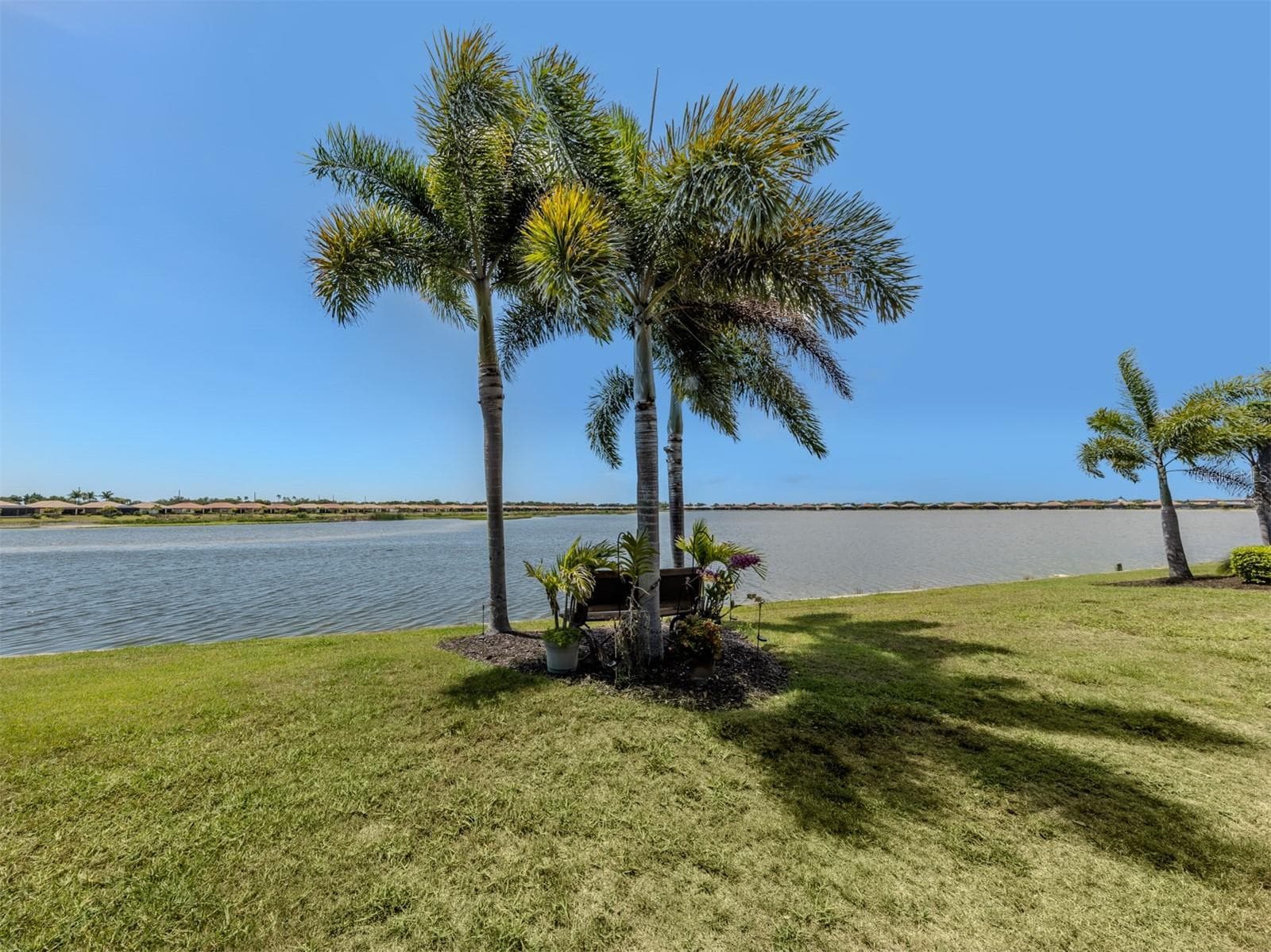 Single Family Residence at 155 TOSCAVILLA BLVD, NOKOMIS, photo 2 of 75