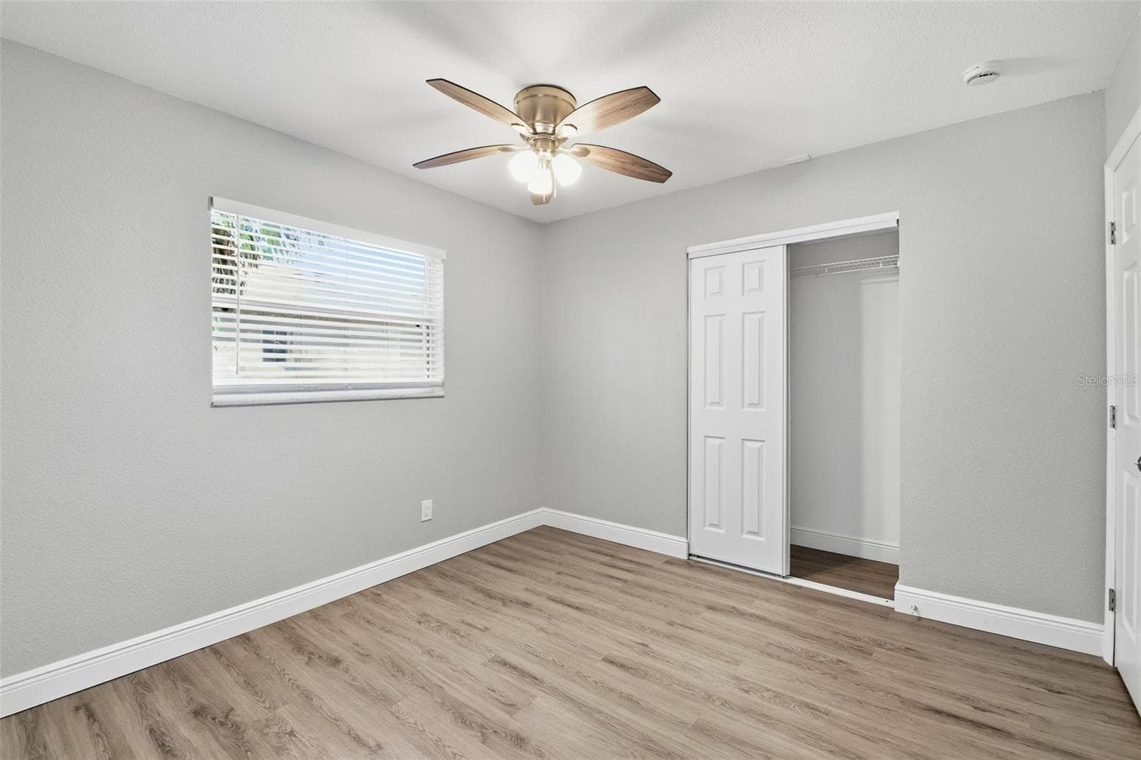 Single Family Residence at 1751 MISSISSIPPI AVE NE, ST PETERSBURG, photo 25 of 50