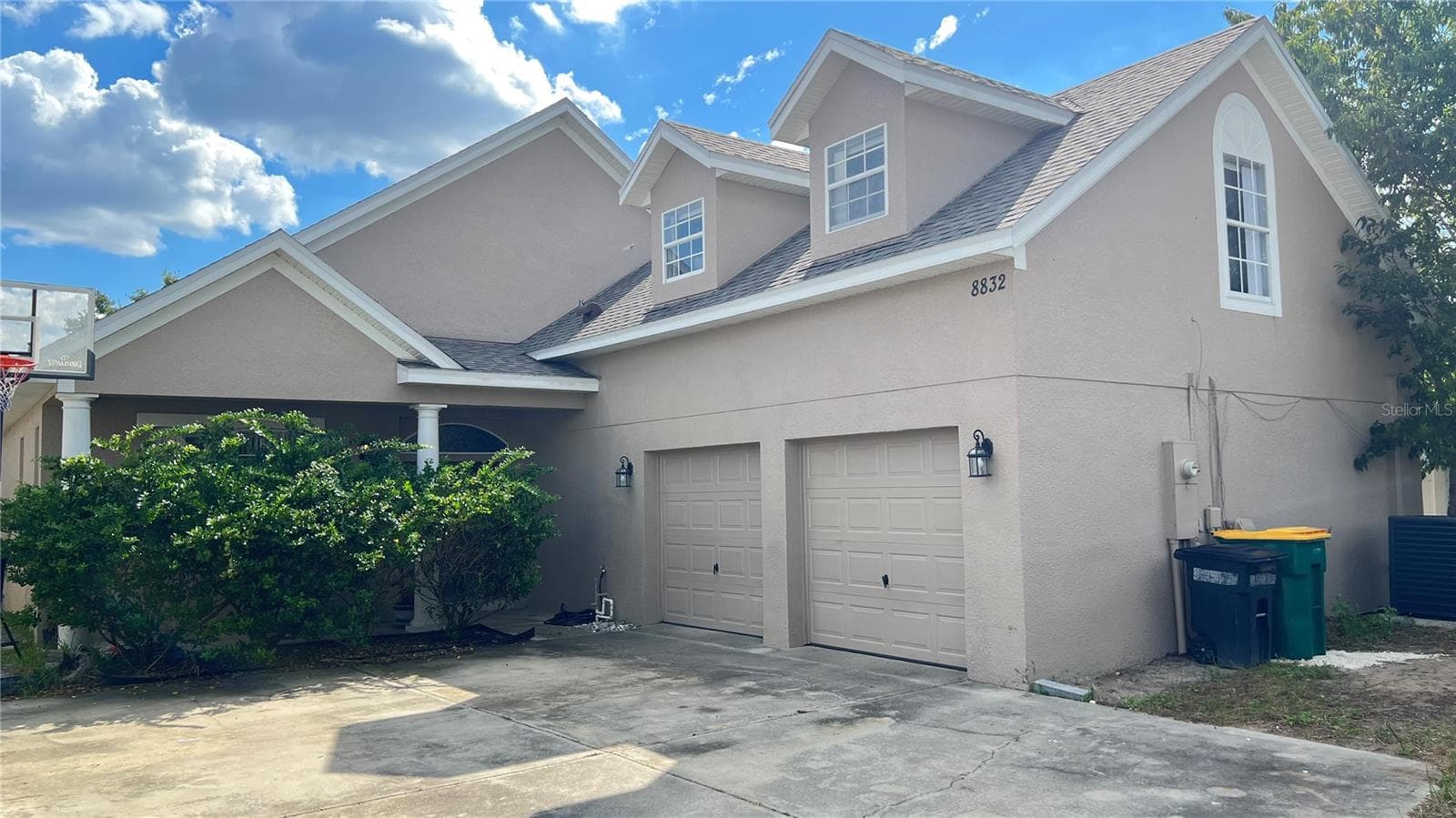 Single Family Residence at 8832 KENSINGTON CT, KISSIMMEE, photo 2 of 47