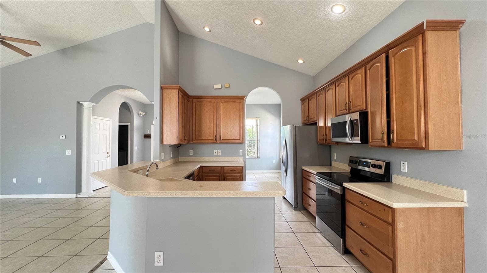 Single Family Residence at 8832 KENSINGTON CT, KISSIMMEE, photo 16 of 47
