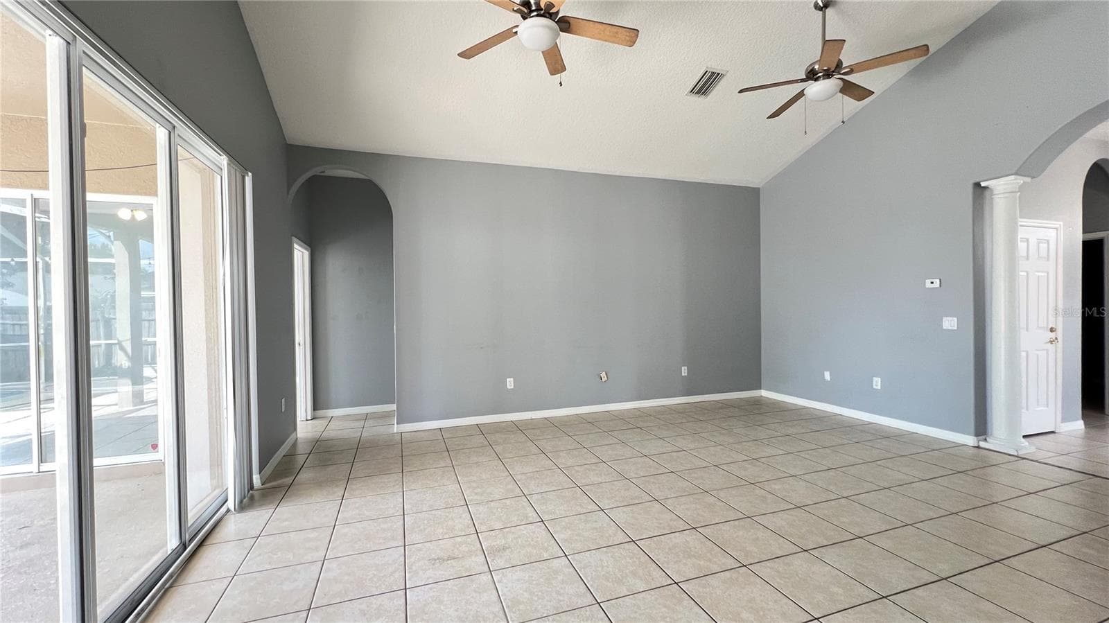 Single Family Residence at 8832 KENSINGTON CT, KISSIMMEE, photo 19 of 47