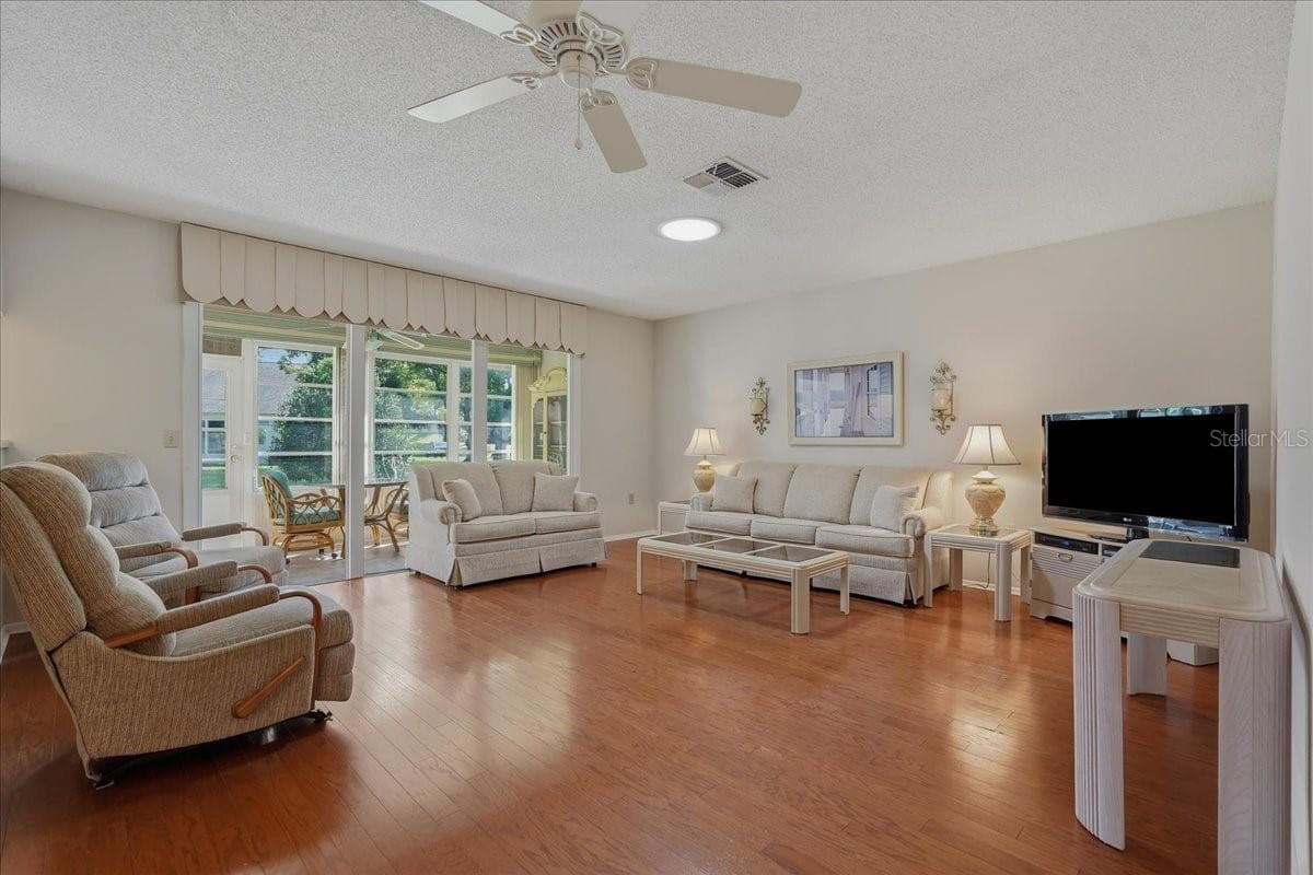Condominium at 11508 ORLEANS LN #11508, PORT RICHEY, photo 13 of 48