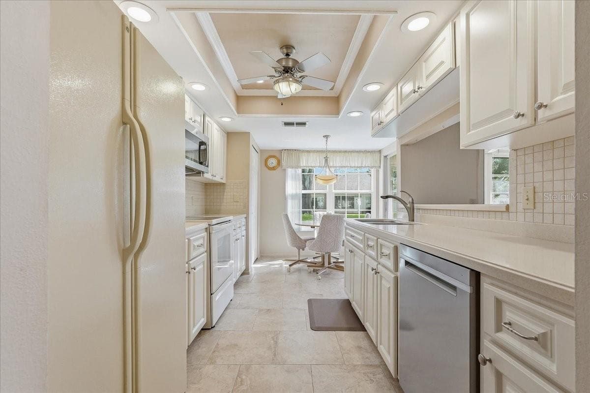 Condominium at 11508 ORLEANS LN #11508, PORT RICHEY, photo 14 of 48