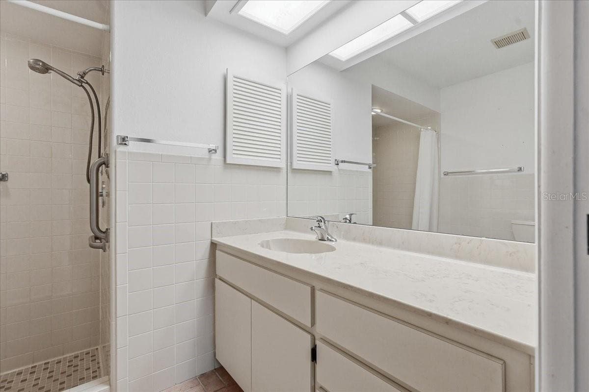 Condominium at 11508 ORLEANS LN #11508, PORT RICHEY, photo 28 of 48