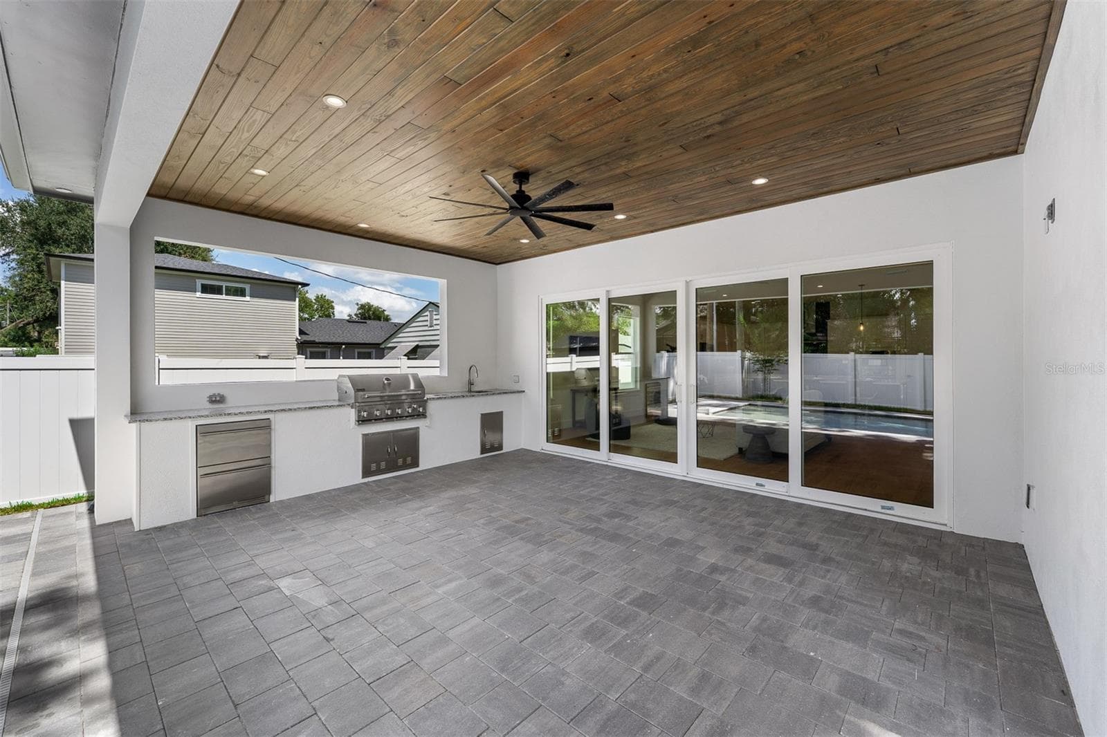 Single Family Residence at 2630 HARRISON AVE, ORLANDO, photo 8 of 65