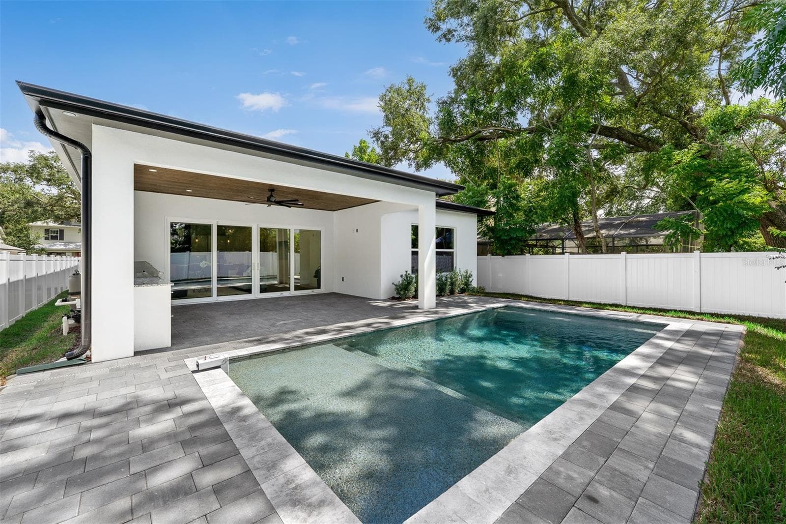 Single Family Residence at 2630 HARRISON AVE, ORLANDO, photo 10 of 65