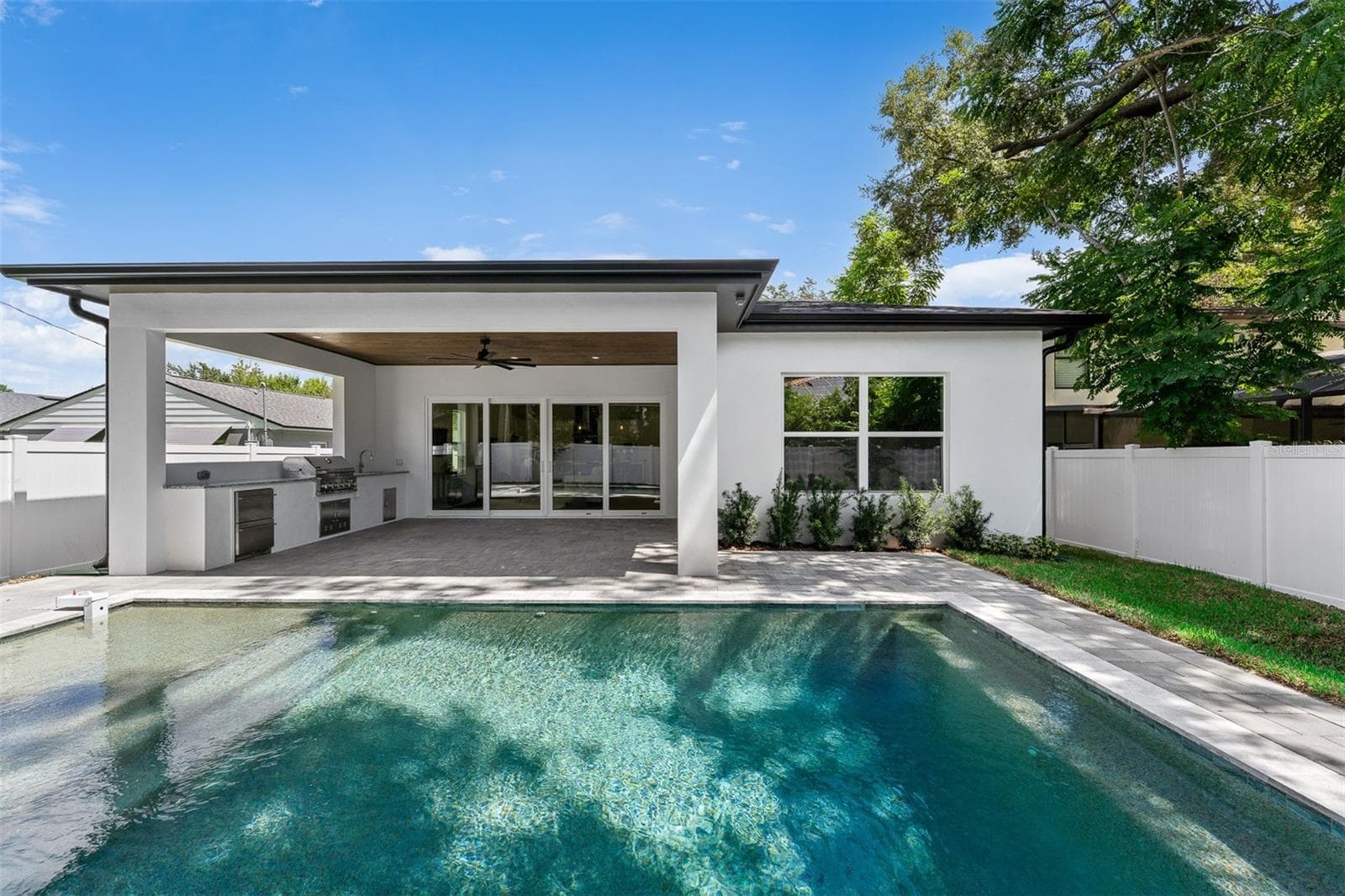 Single Family Residence at 2630 HARRISON AVE, ORLANDO, photo 12 of 65