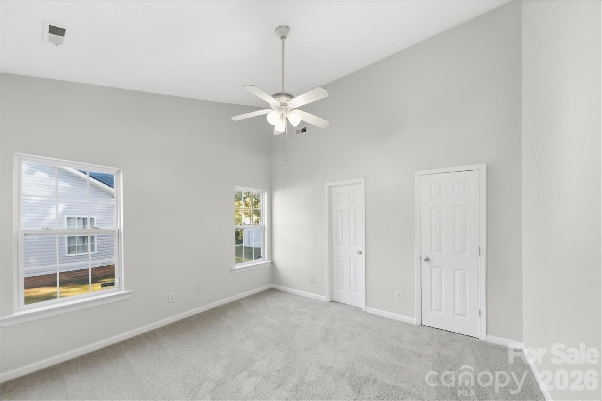 Single Family Residence at 834 Horseman Drive, Rock Hill, photo 10 of 18
