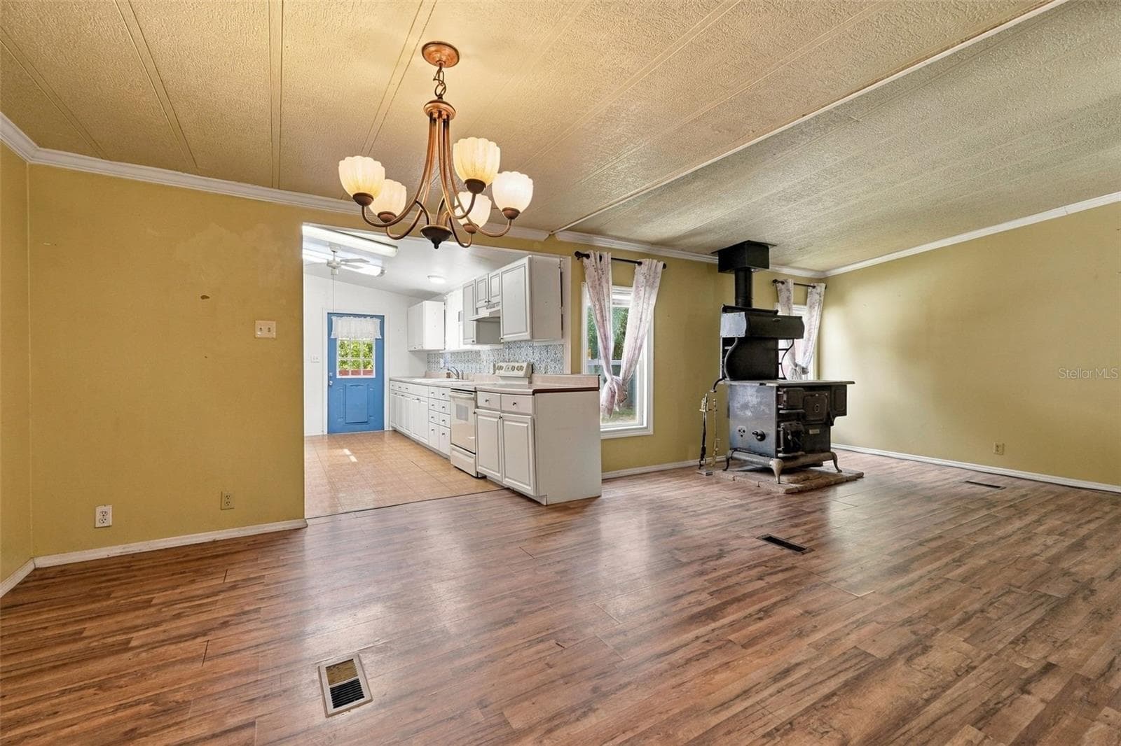 Manufactured Home at 4700 BERRY CT, KEYSTONE HEIGHTS, photo 9 of 35