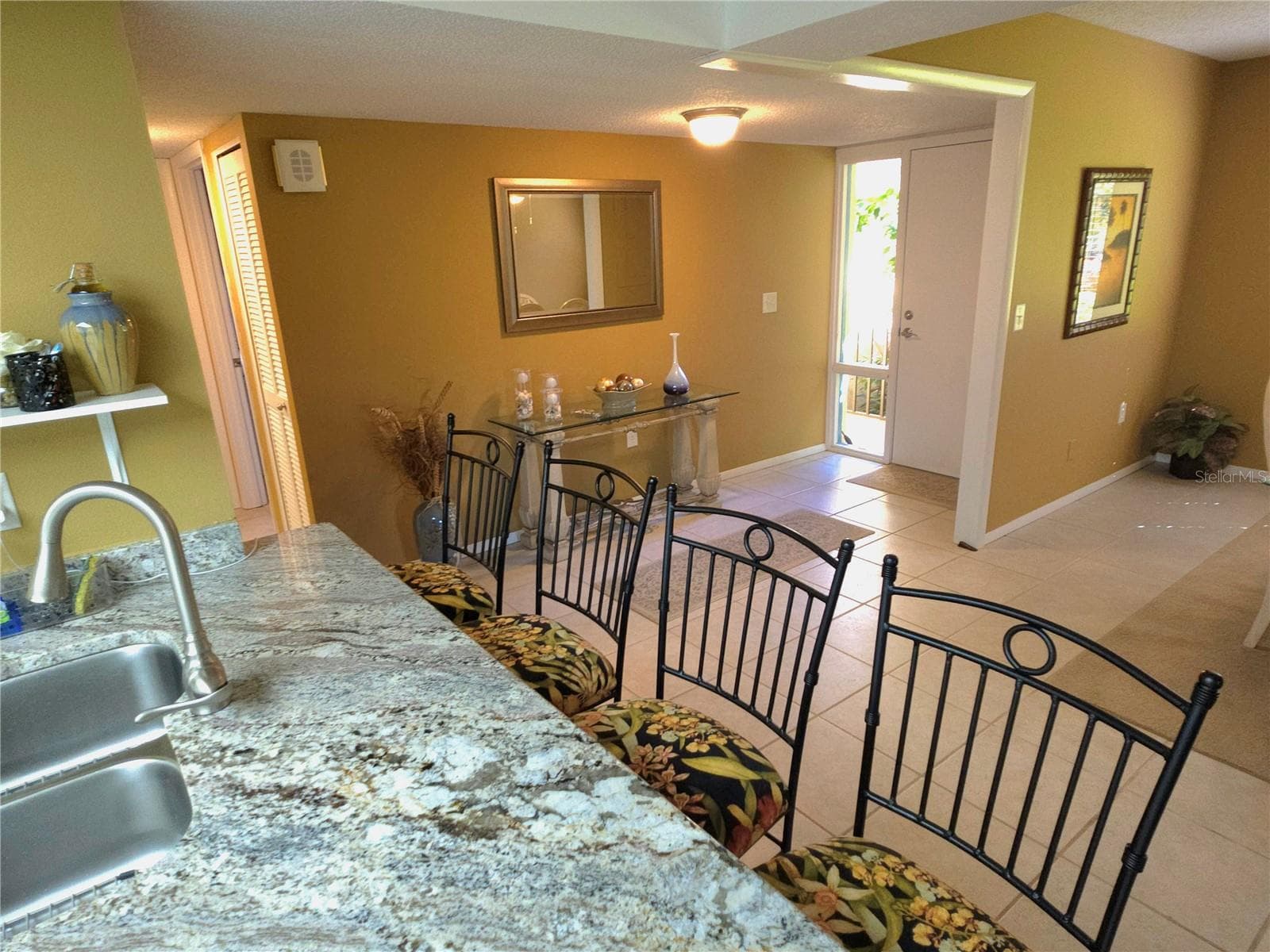 Condominium at 6459 EGRET LN #423, BRADENTON, photo 9 of 40