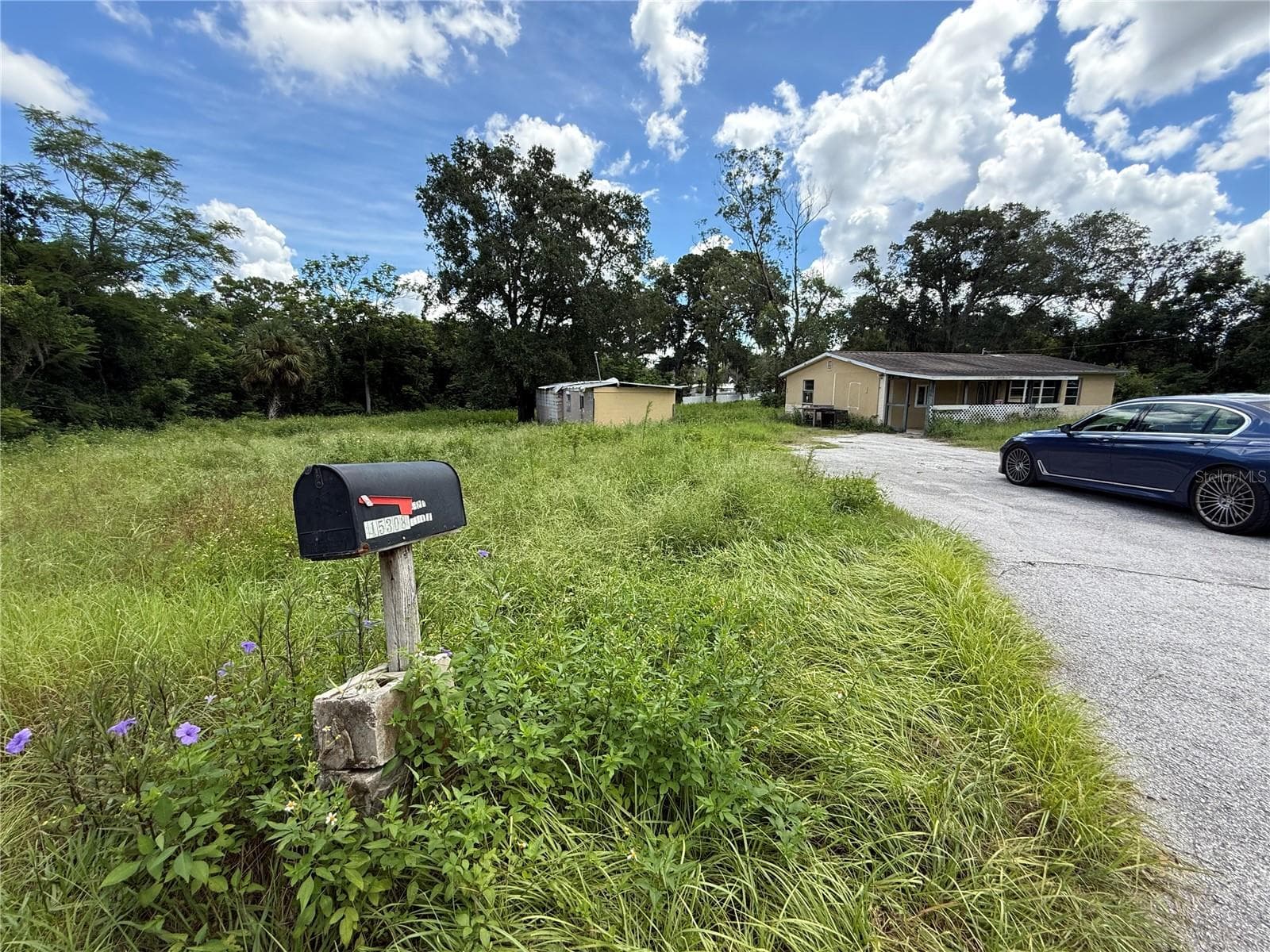 15308 BANJO DR