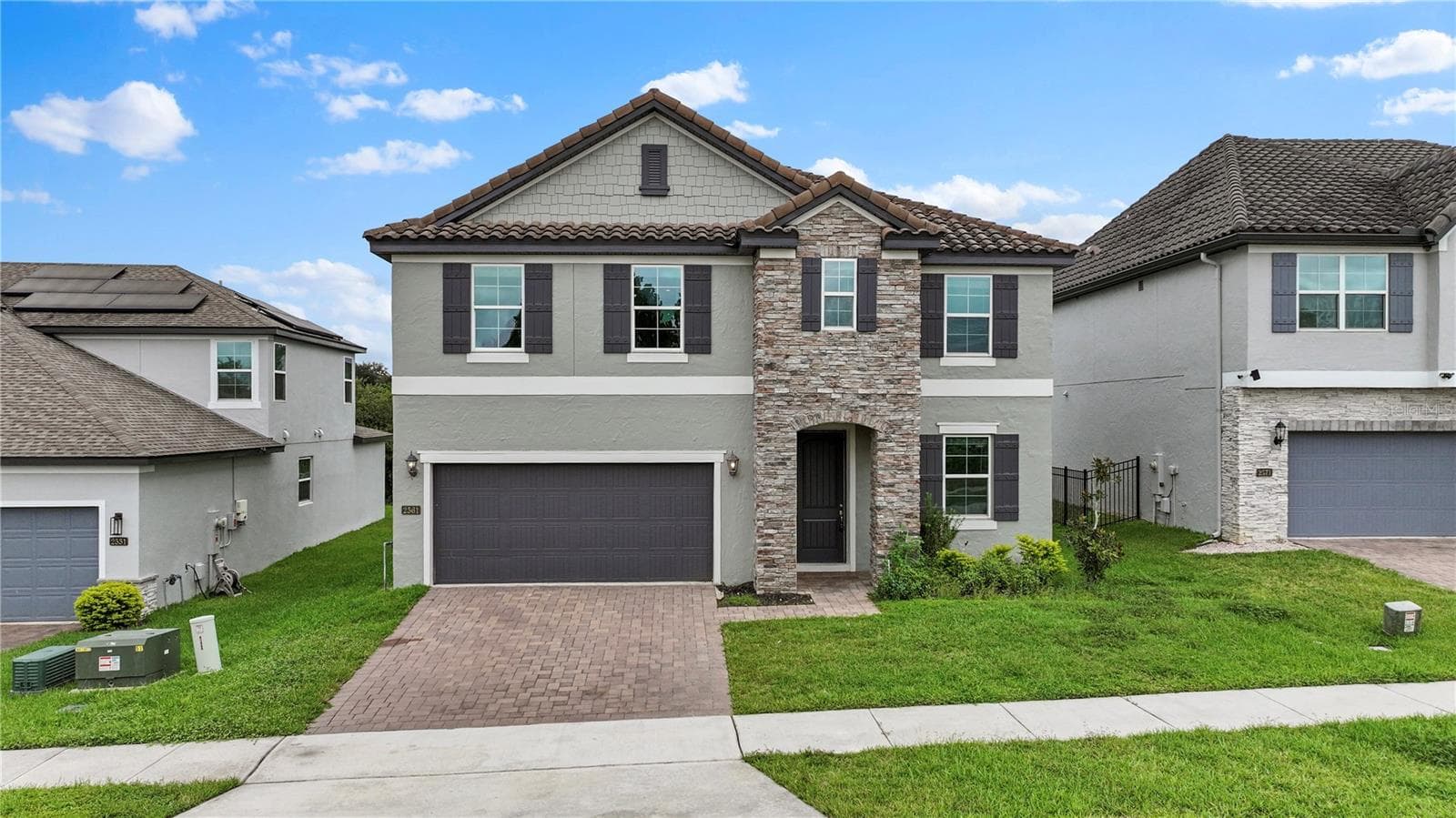 2561 SKY STONE CT