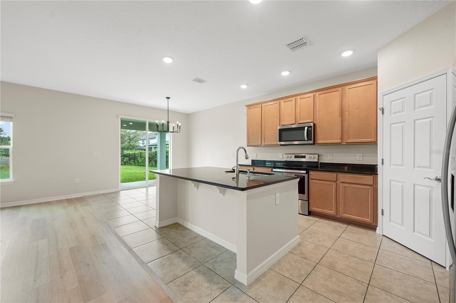 Single Family Residence at 2561 SKY STONE CT, OAKLAND, photo 13 of 40