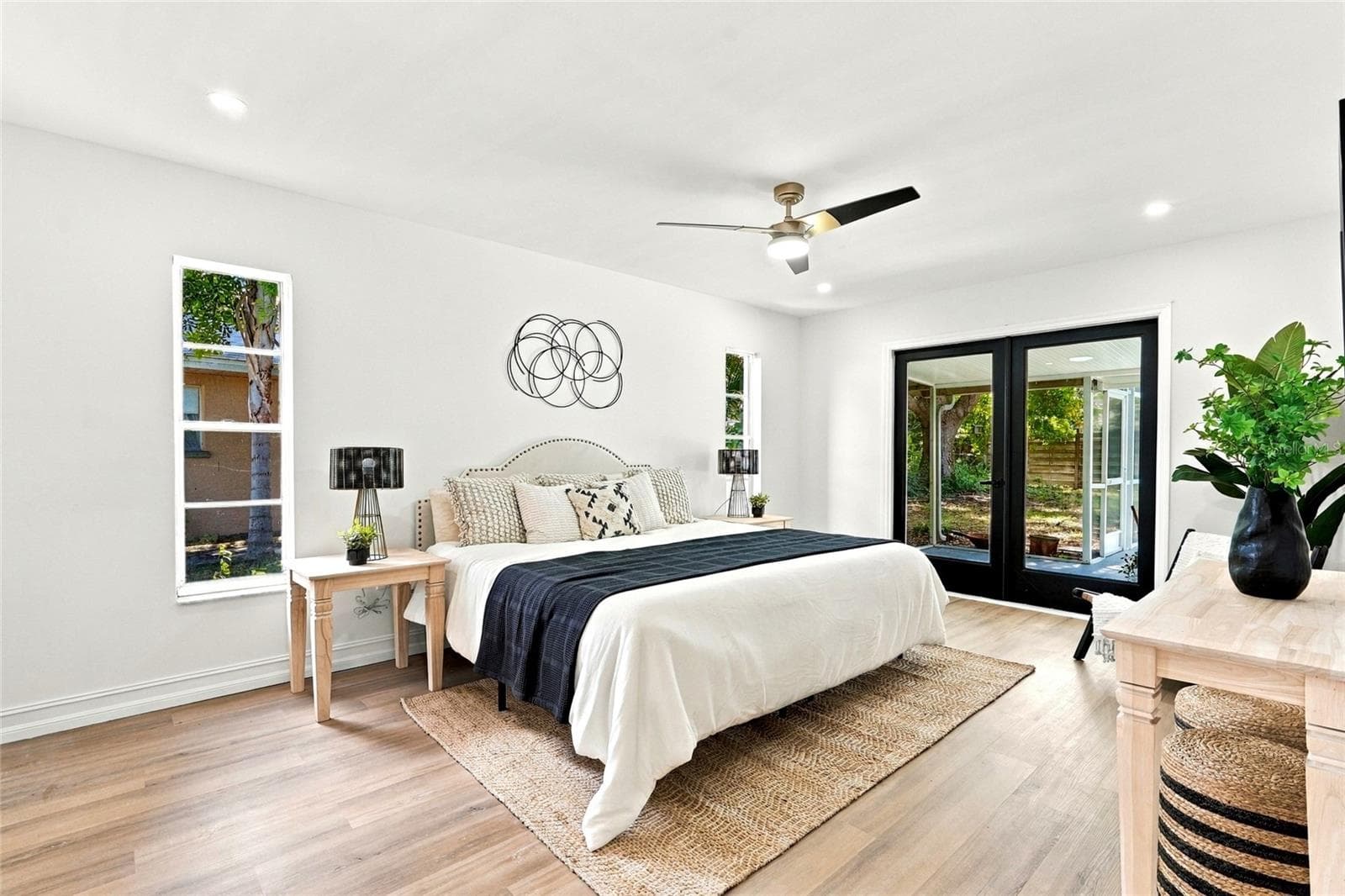Single Family Residence at 6703 POINTE WEST BLVD, BRADENTON, photo 12 of 33