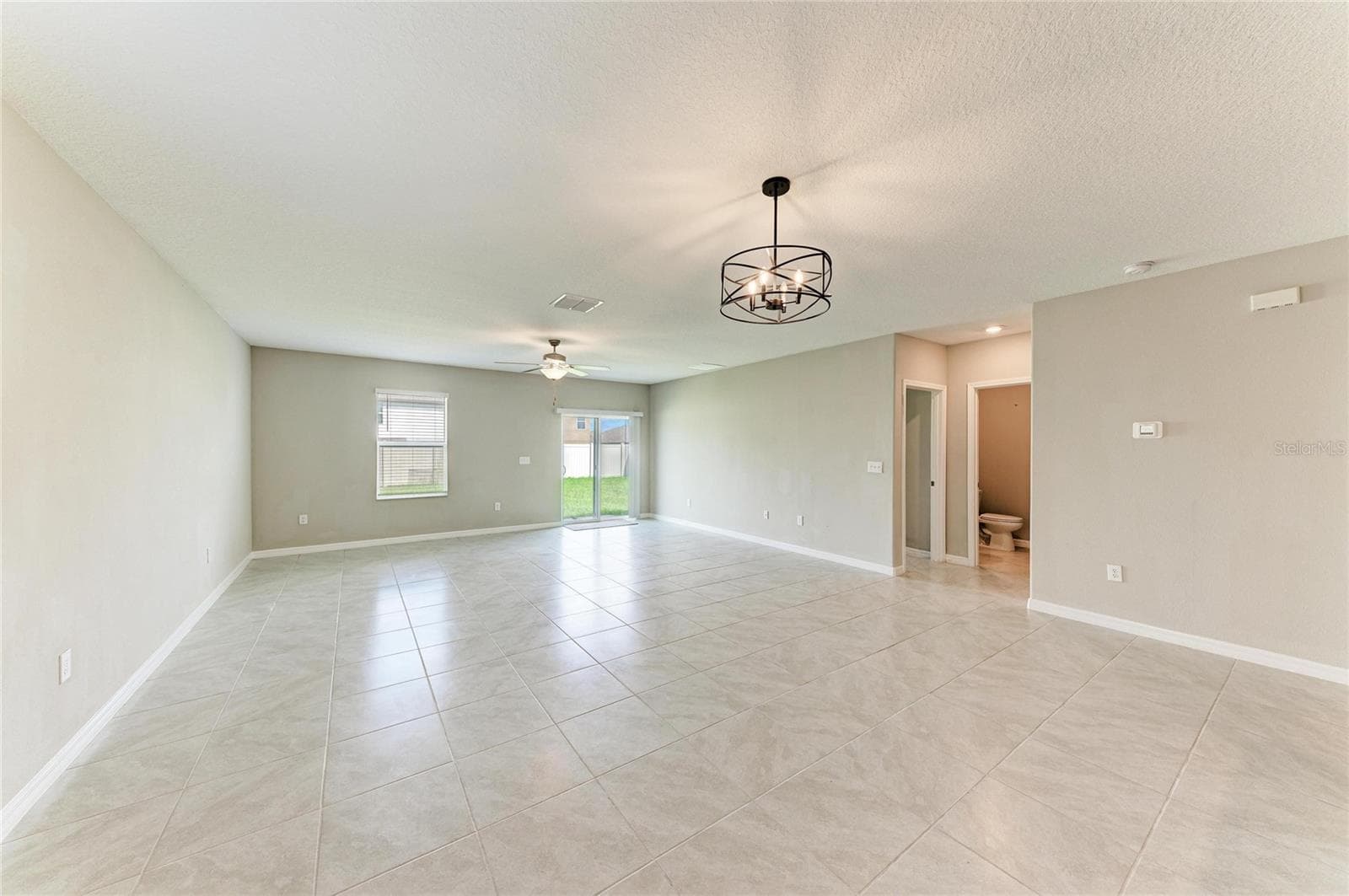Single Family Residence at 7116 FERN GARDEN CT, SUN CITY CENTER, photo 24 of 75