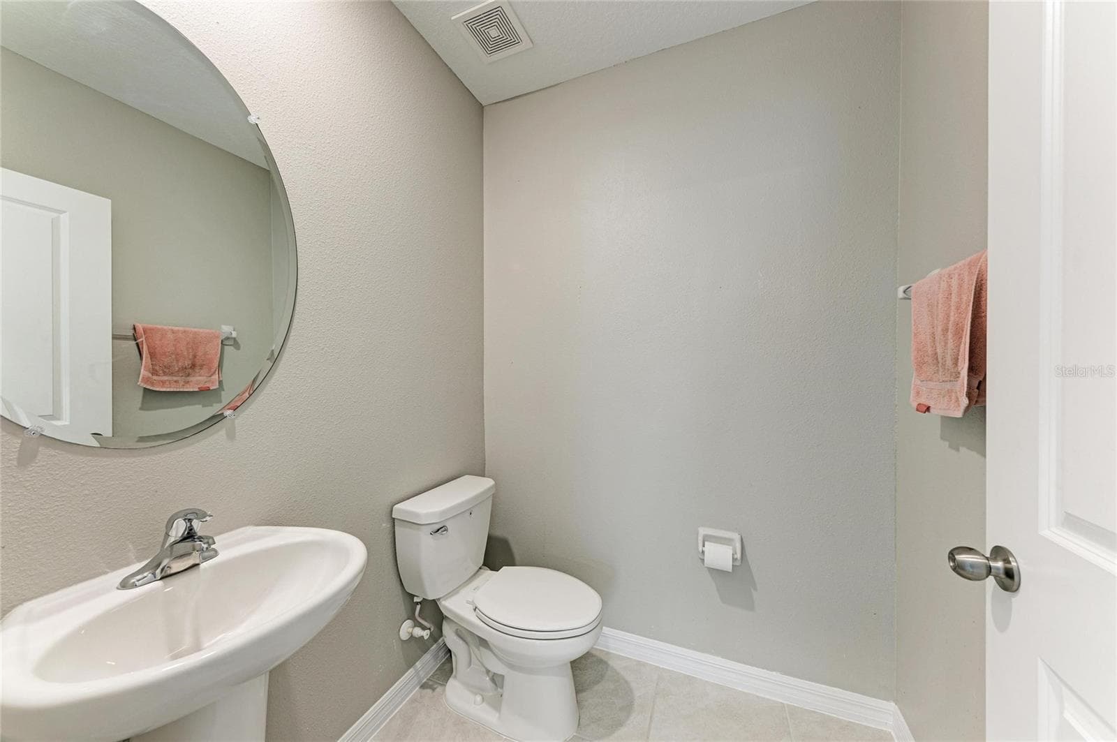 Single Family Residence at 7116 FERN GARDEN CT, SUN CITY CENTER, photo 37 of 75