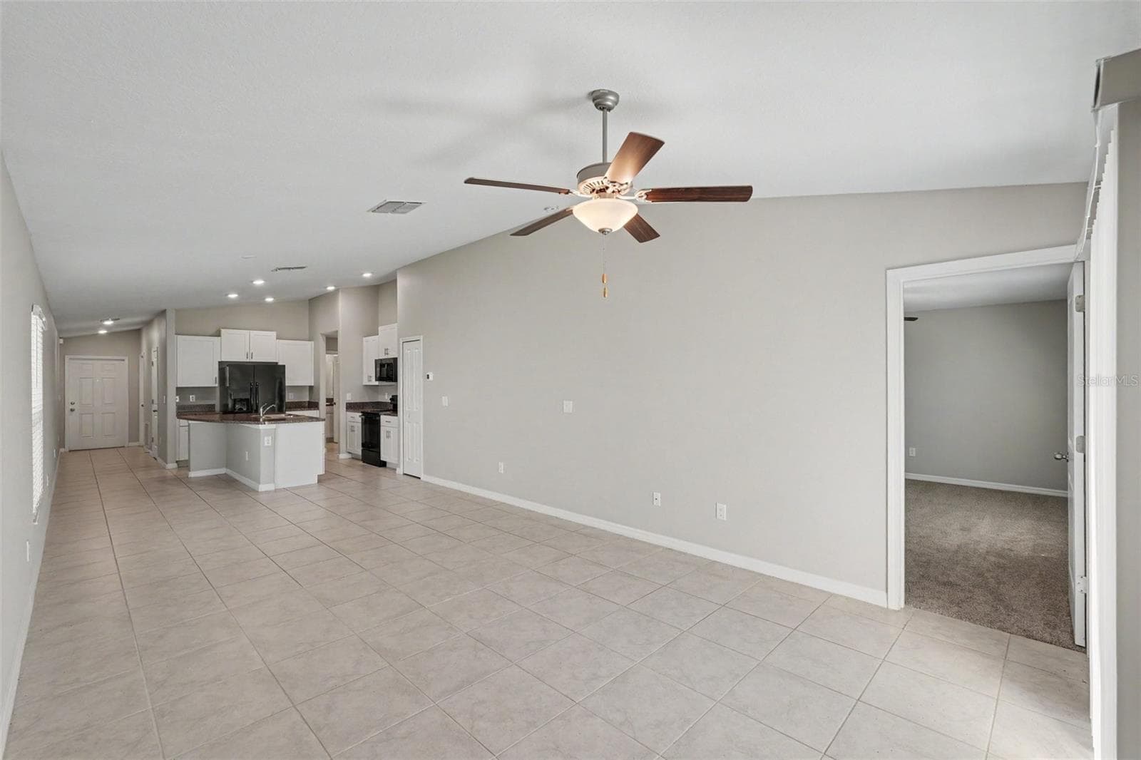 Single Family Residence at 7109 KING CREEK DR, SUN CITY CENTER, photo 3 of 18