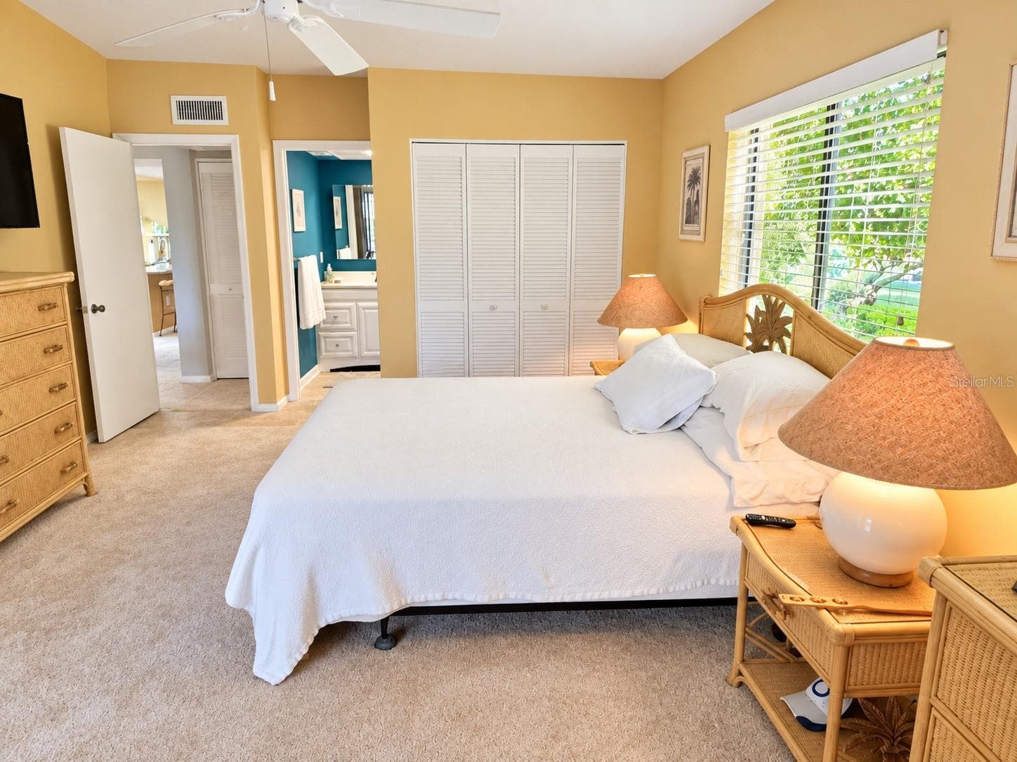 Condominium at 6459 EGRET LN #423, BRADENTON, photo 17 of 40