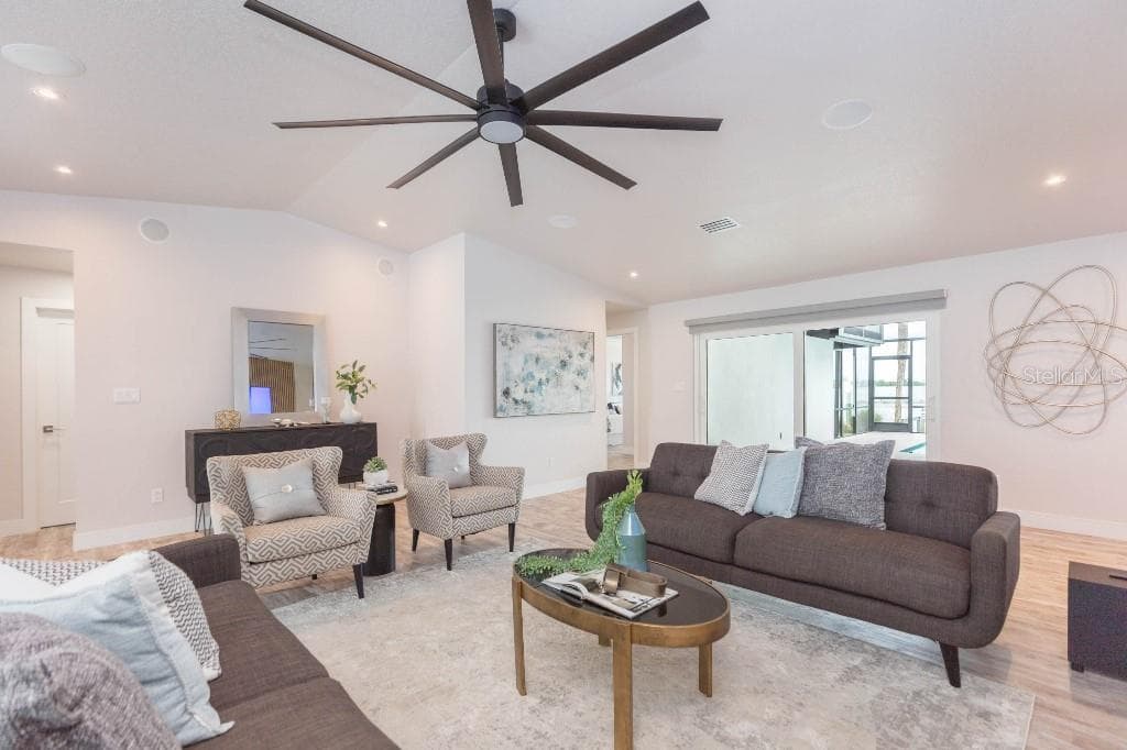 Single Family Residence at 306 BUTTONWOOD LN, LARGO, photo 25 of 50