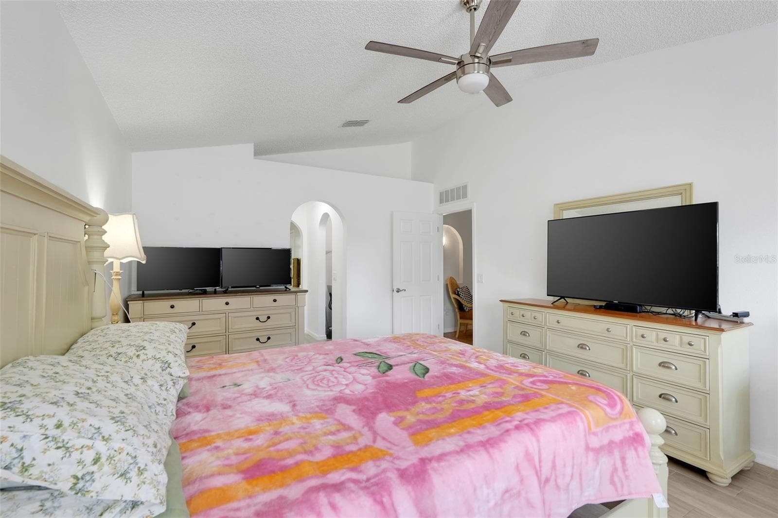 Single Family Residence at 2031 BERRIEN DR, DELTONA, photo 16 of 40