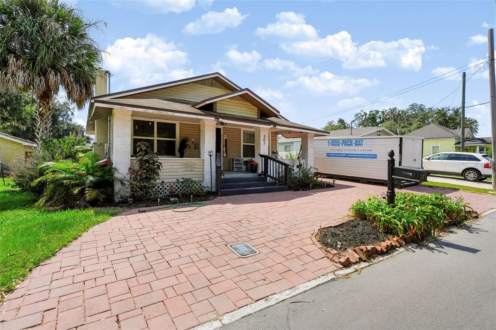 Single Family Residence at 307 W CHERRY ST, PLANT CITY, photo 2 of 40