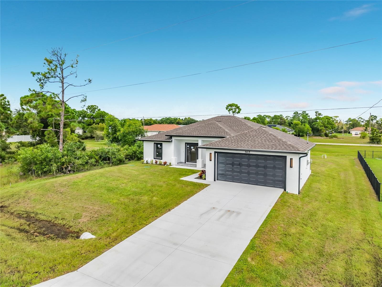 Plenty of parking available here! - 3613 NW 47TH LN, CAPE CORAL