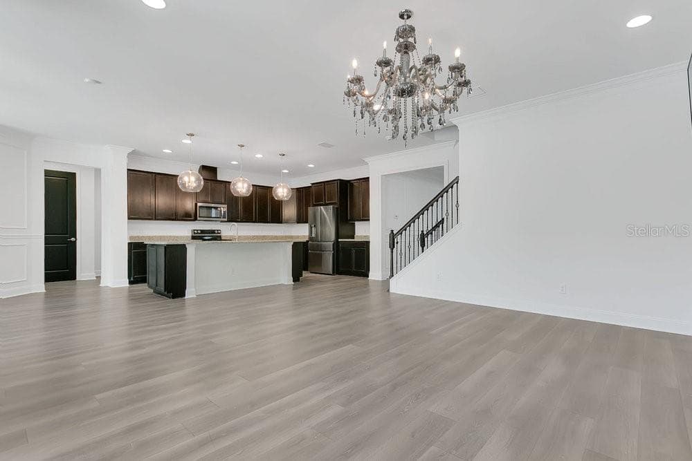 Single Family Residence at 14105 LARKSPUR LAKE DR, WINTER GARDEN, photo 5 of 31