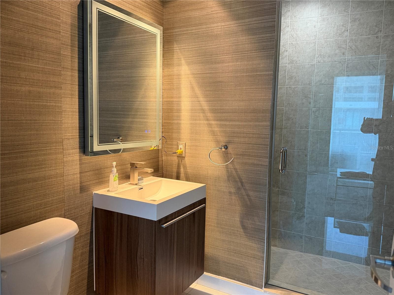 Condominium at 60 SW 13TH STREET #5212, MIAMI, photo 33 of 51