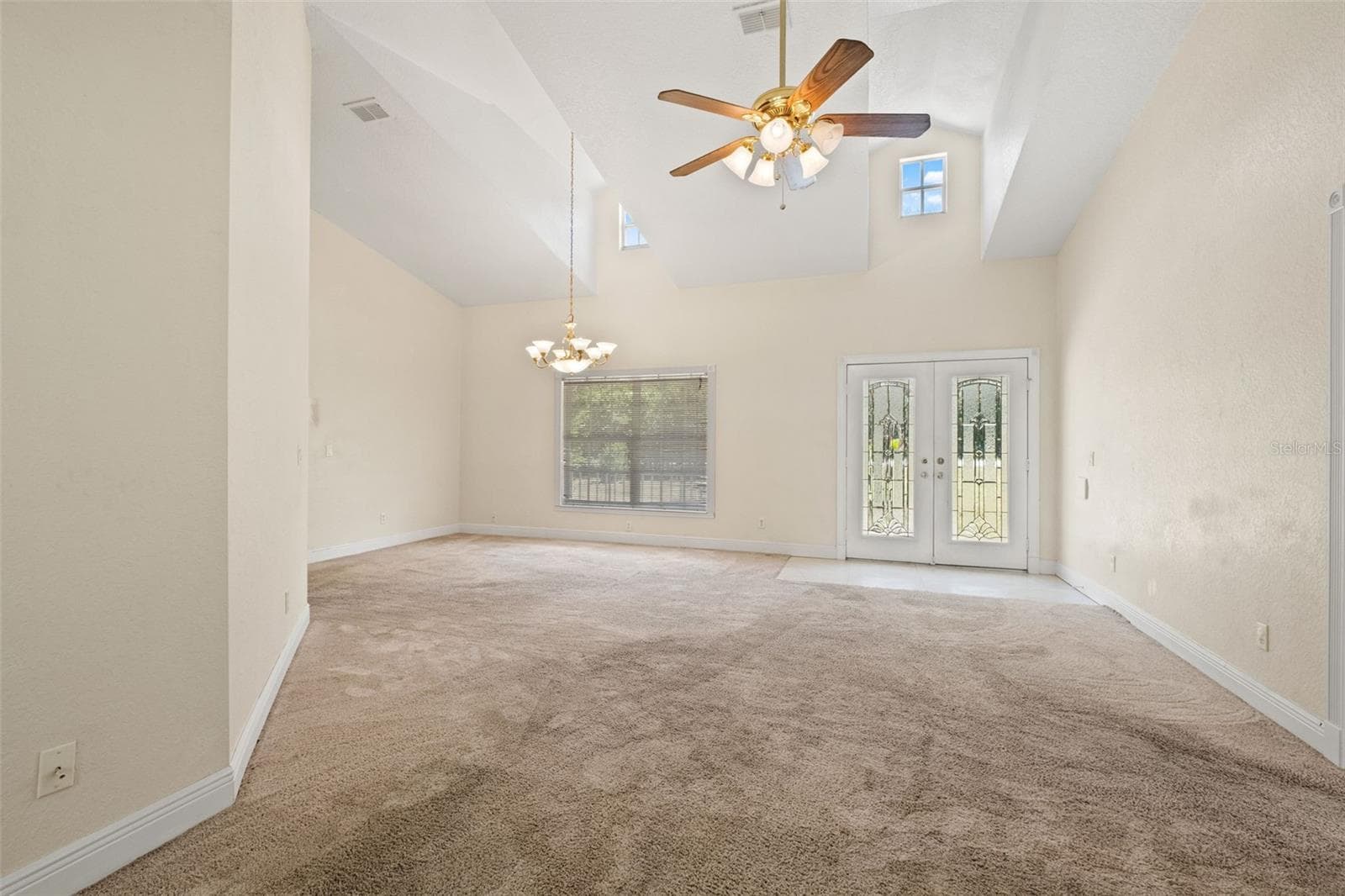 Single Family Residence at 10890 S TURNER AVE, FLORAL CITY, photo 18 of 47