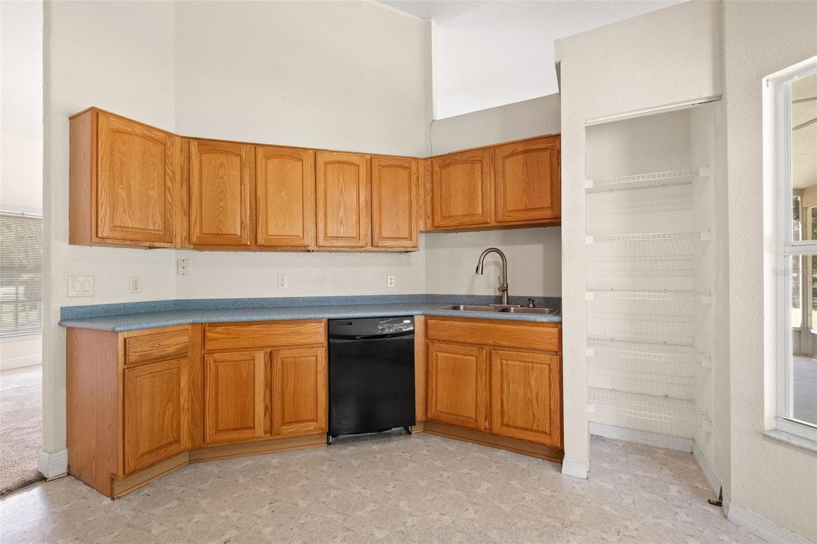 Single Family Residence at 10890 S TURNER AVE, FLORAL CITY, photo 21 of 47