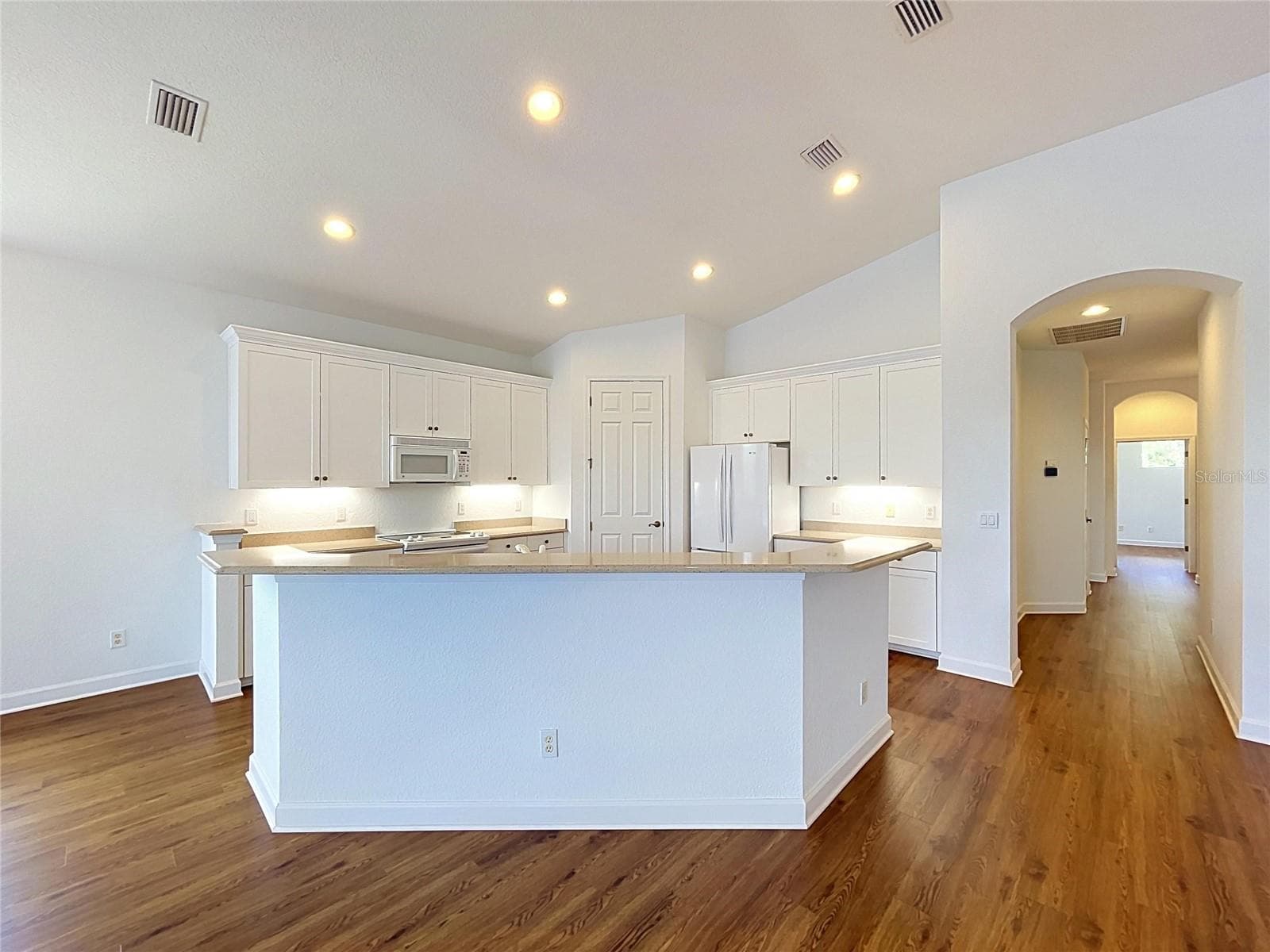 Condominium at 1338 EMERALD DUNES DR #35, SUN CITY CENTER, photo 14 of 62