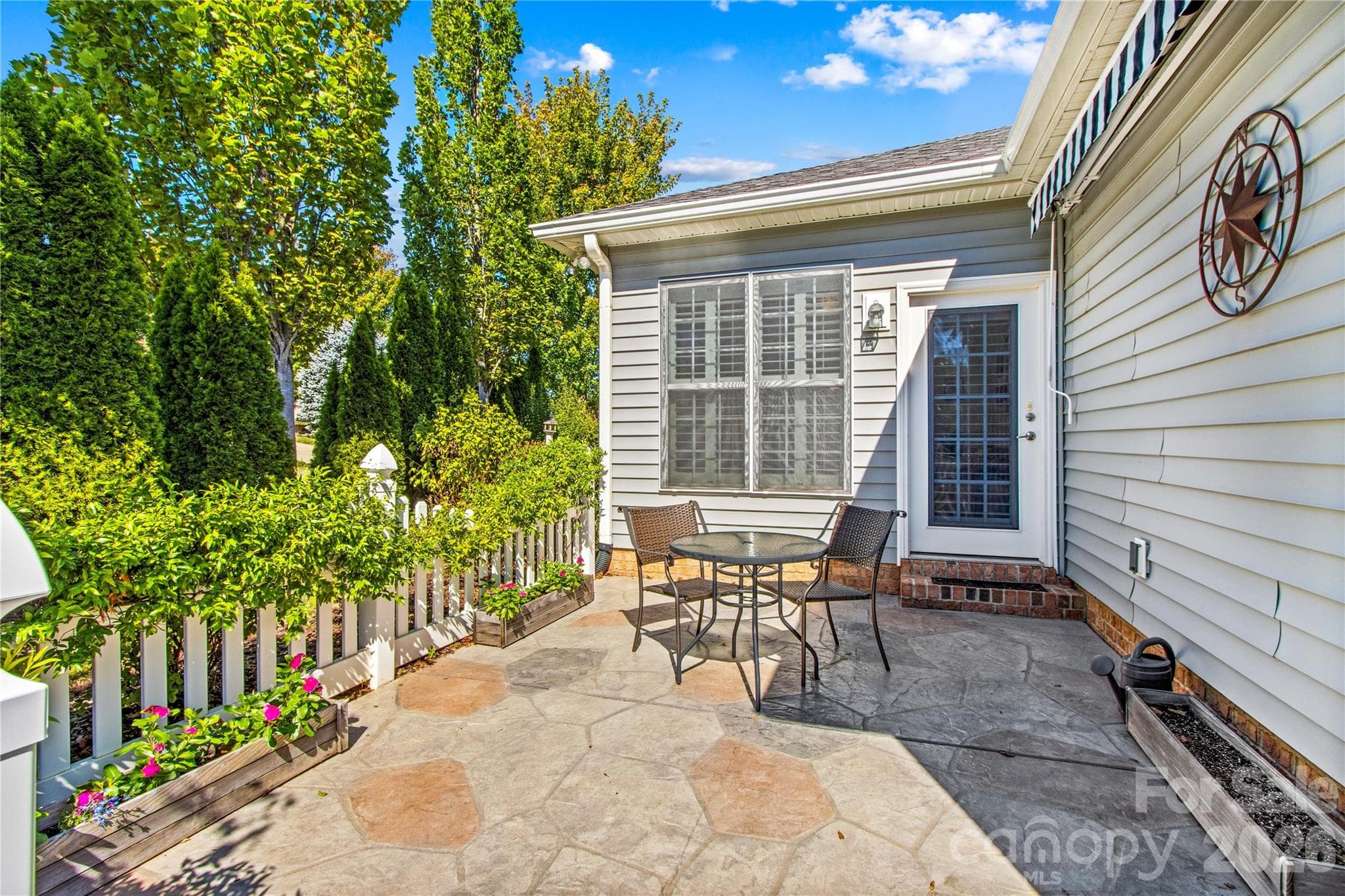 Single Family Residence at 18114 Ebenezer Drive, Cornelius, photo 26 of 39