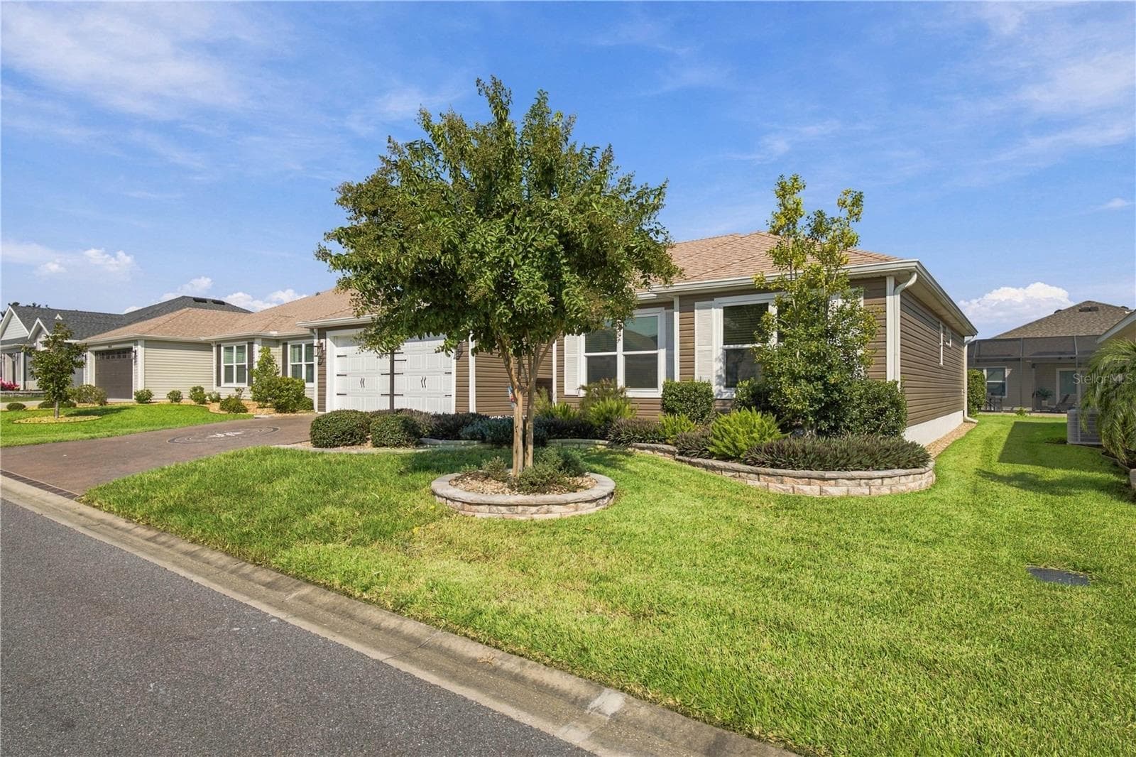 Single Family Residence at 2505 DREW CIR, THE VILLAGES, photo 3 of 44