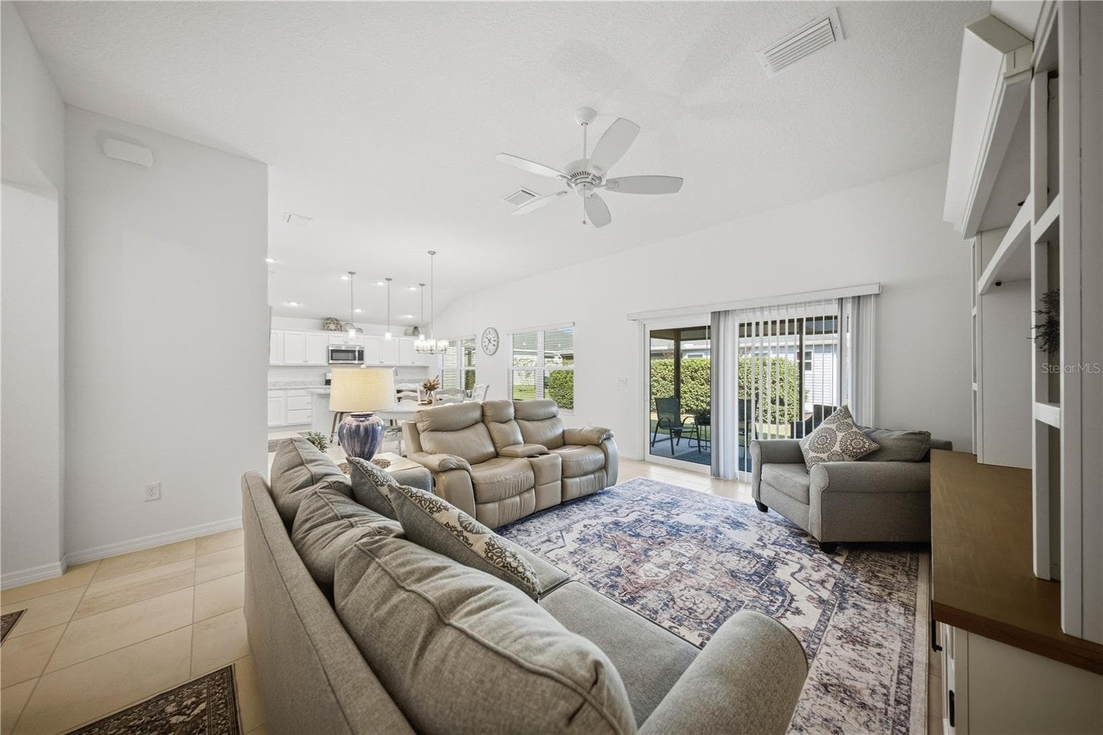 Single Family Residence at 2505 DREW CIR, THE VILLAGES, photo 8 of 44