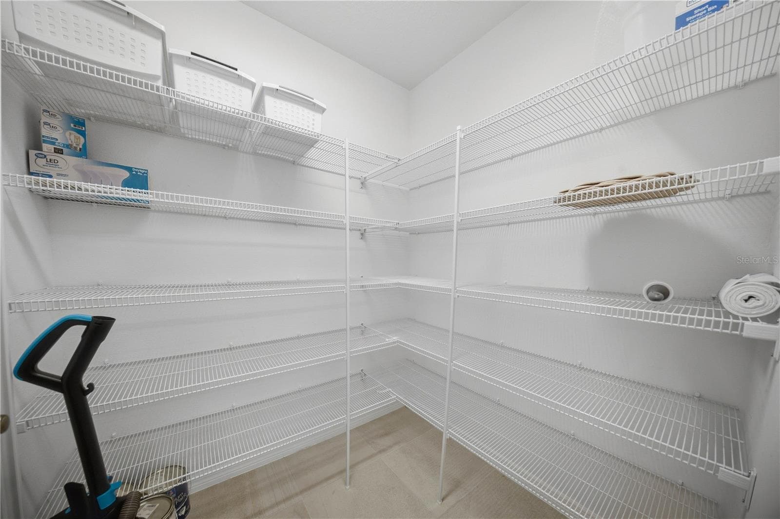 Large Walk-In Pantry - 2505 DREW CIR, THE VILLAGES