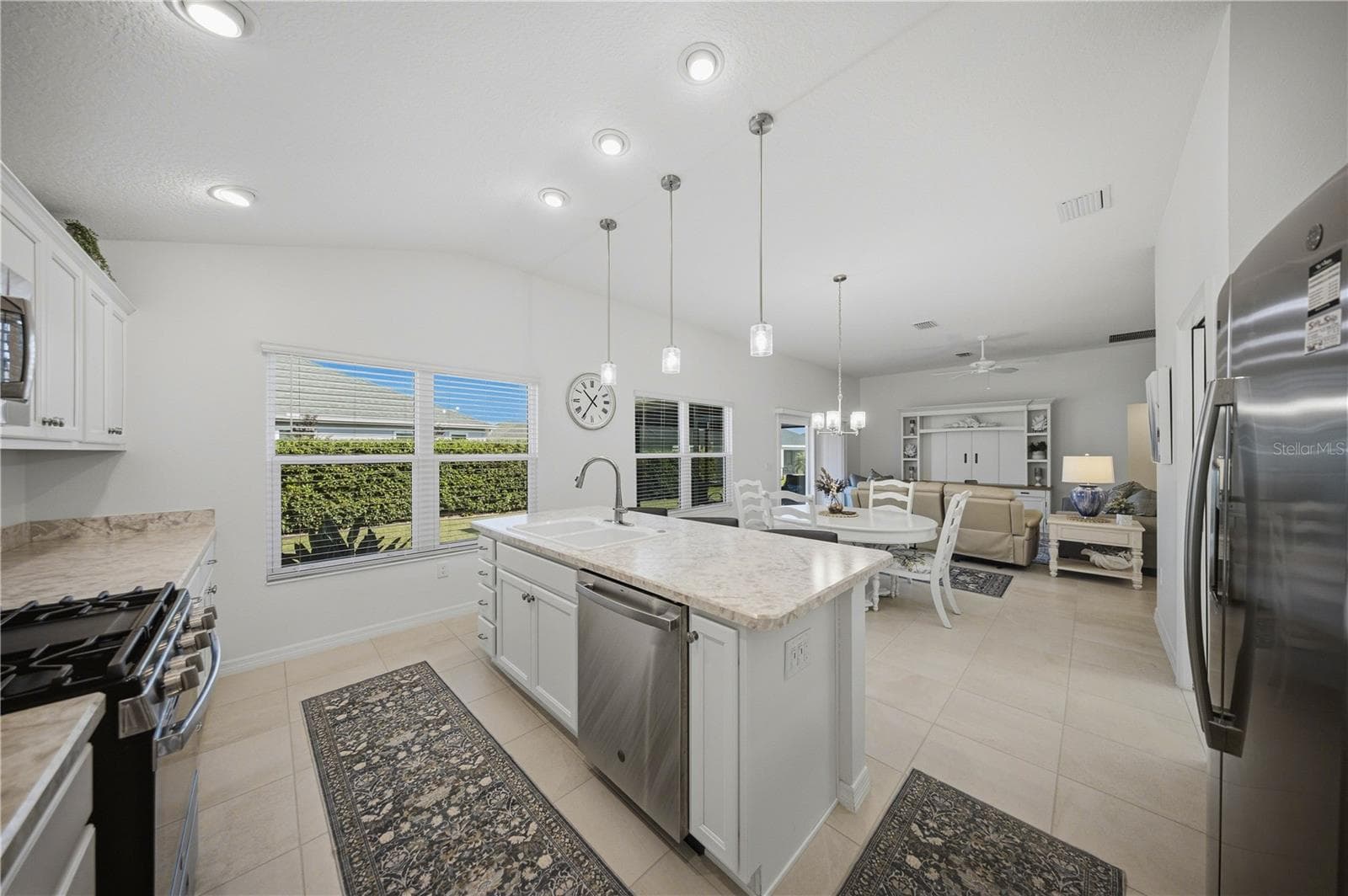 Single Family Residence at 2505 DREW CIR, THE VILLAGES, photo 13 of 44